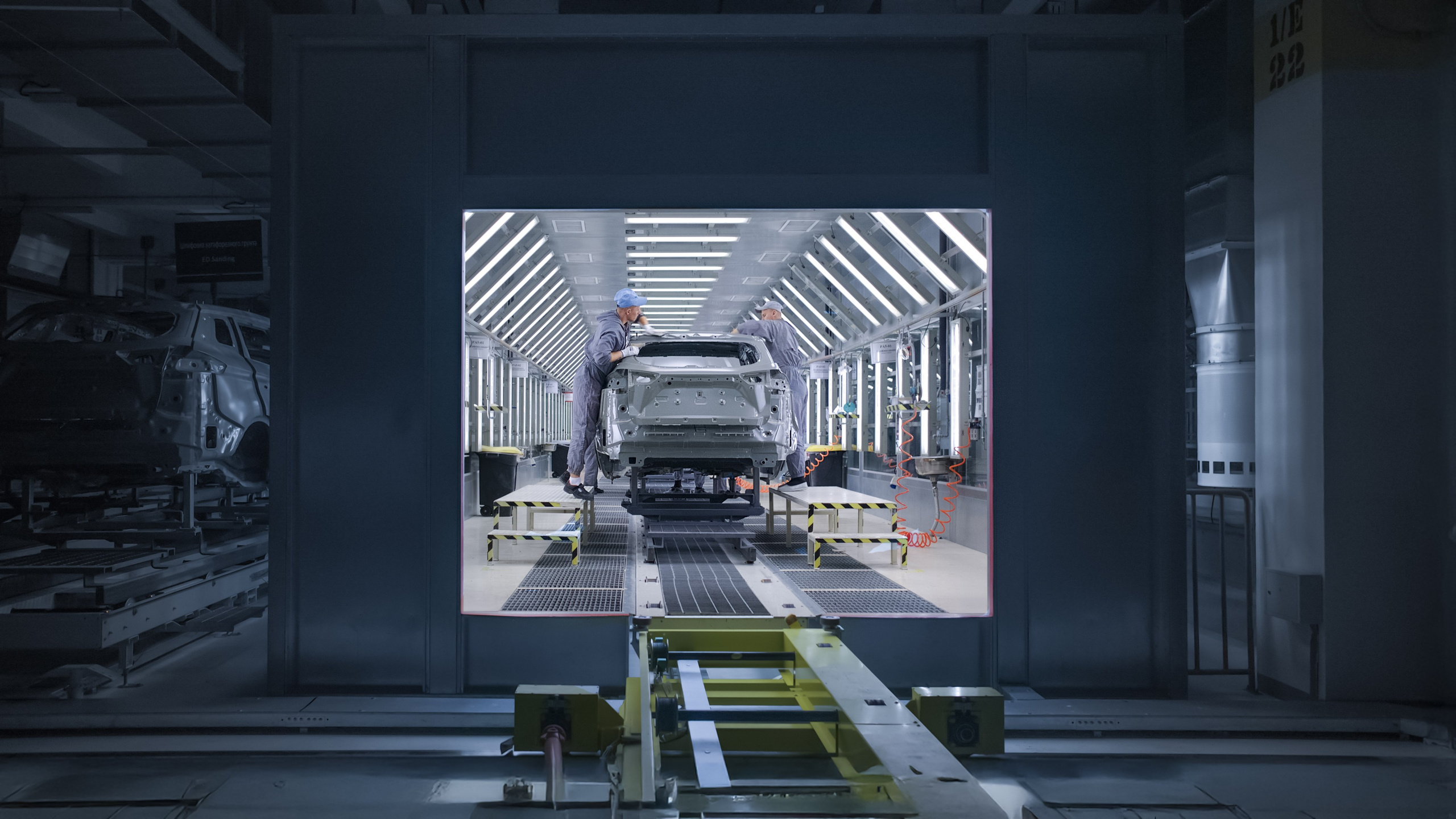 Режиссёр, клипмейкер, фотограф — Андрей Охота