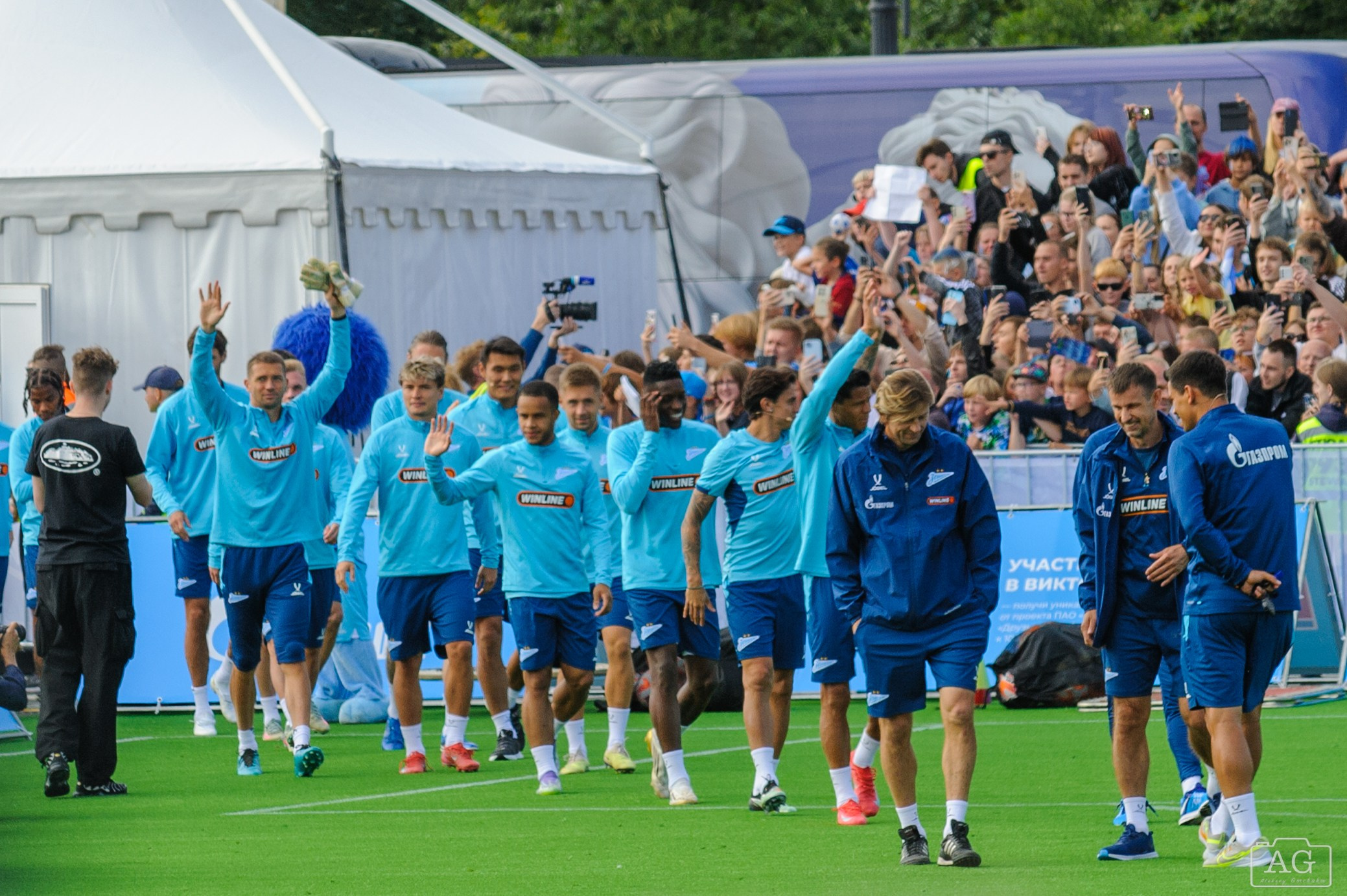 Открытая тренировка ФК «Зенит». Алексей Горчаков. Фотограф на ваш праздник