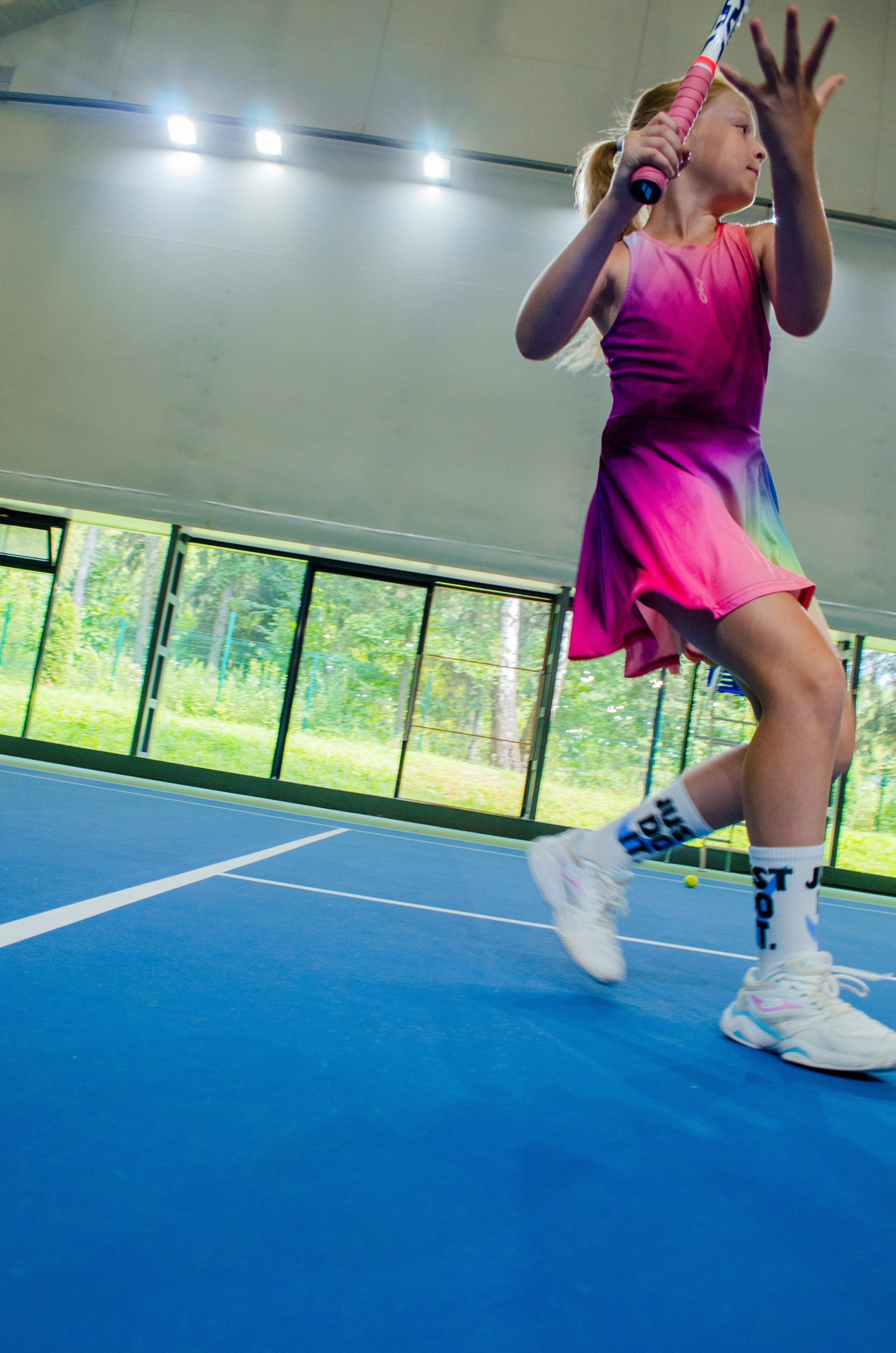 Золотая подача🎾. Свет, камера, улыбка!