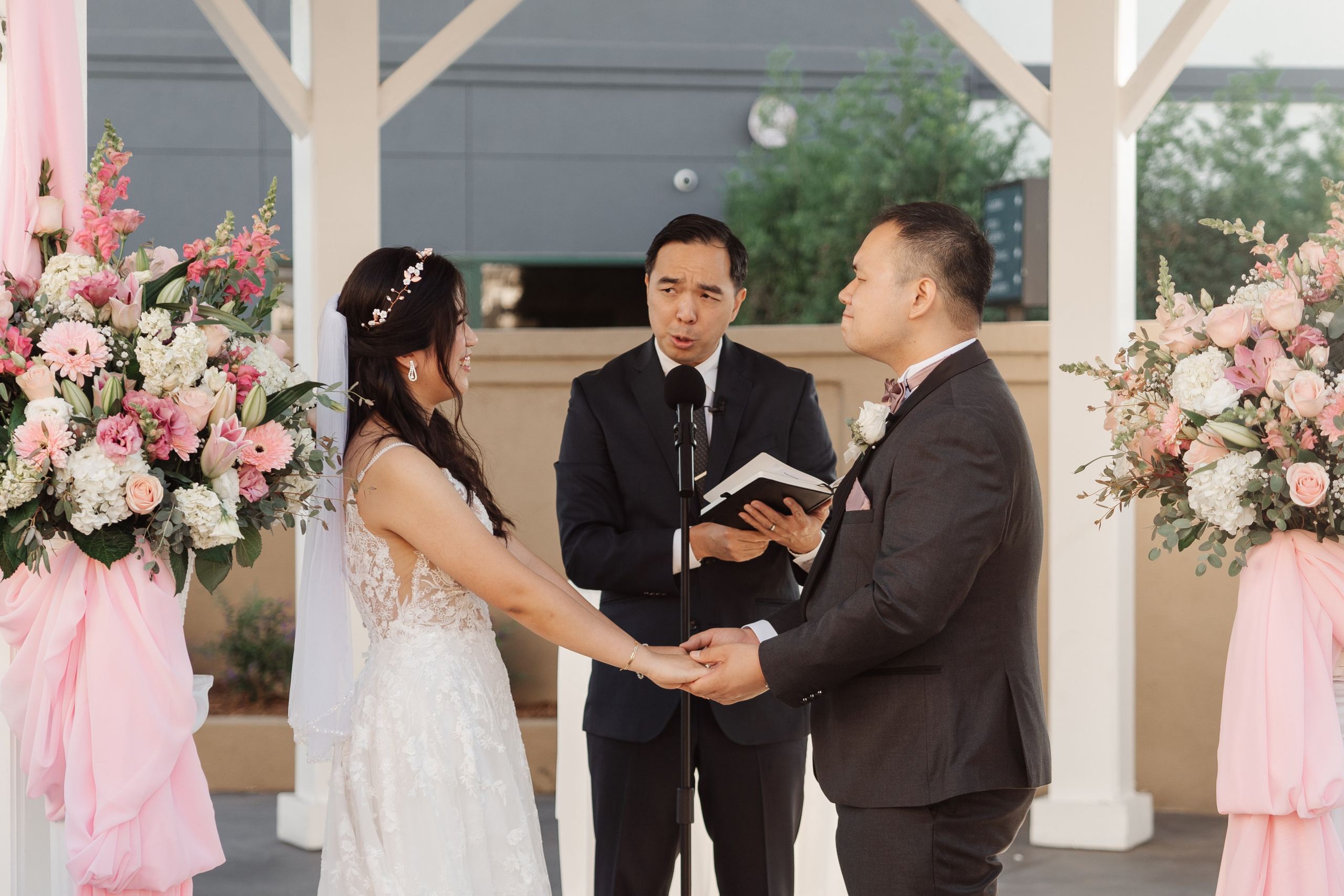 2025-08-16_AndreaChristopher. Ретушер Зенькевич Света