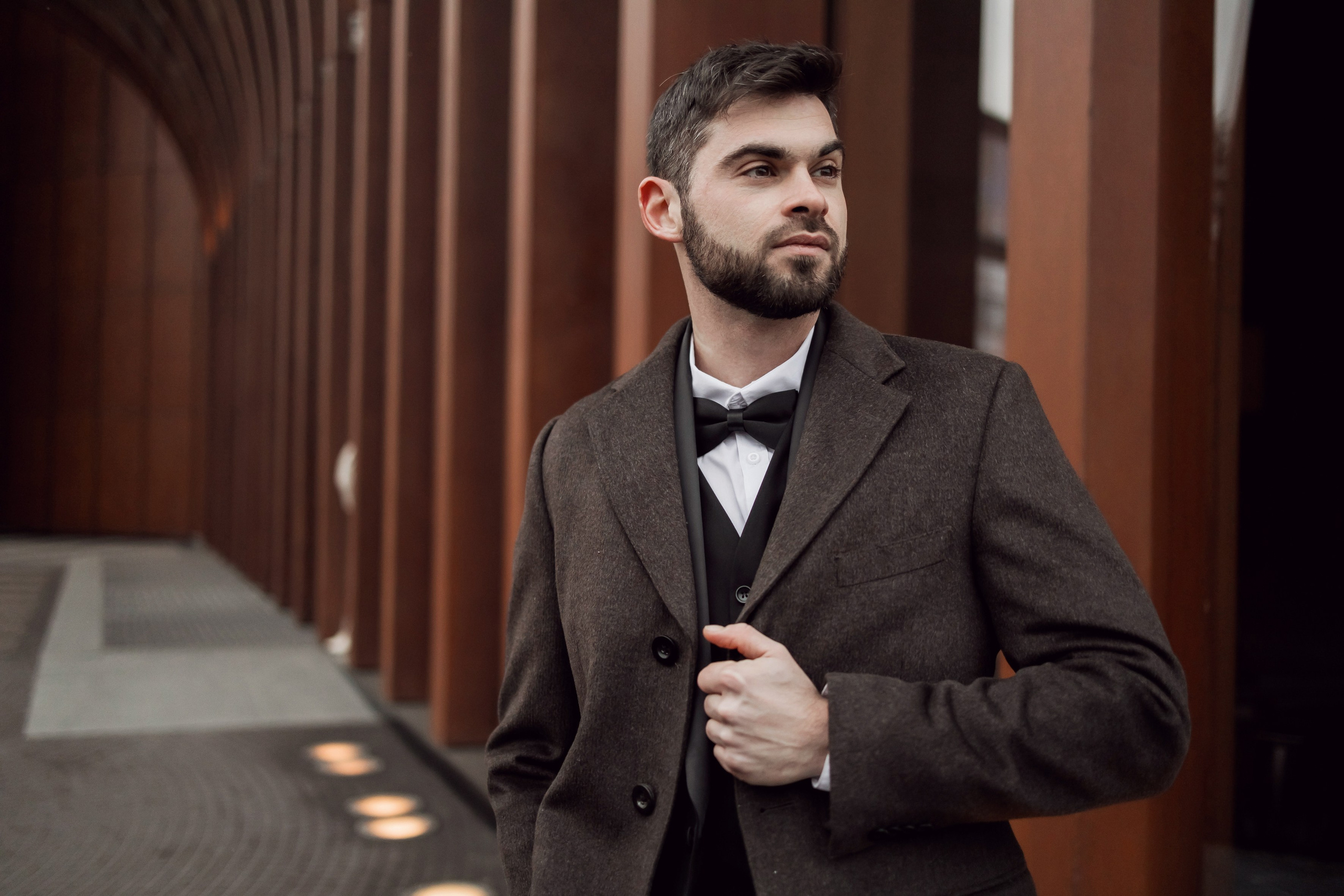 Свадебная фотосессия перед росписью в ЗАГСе. Студийная съемка жениха и невесты. Анастасия Чиркова, Фотограф Москва