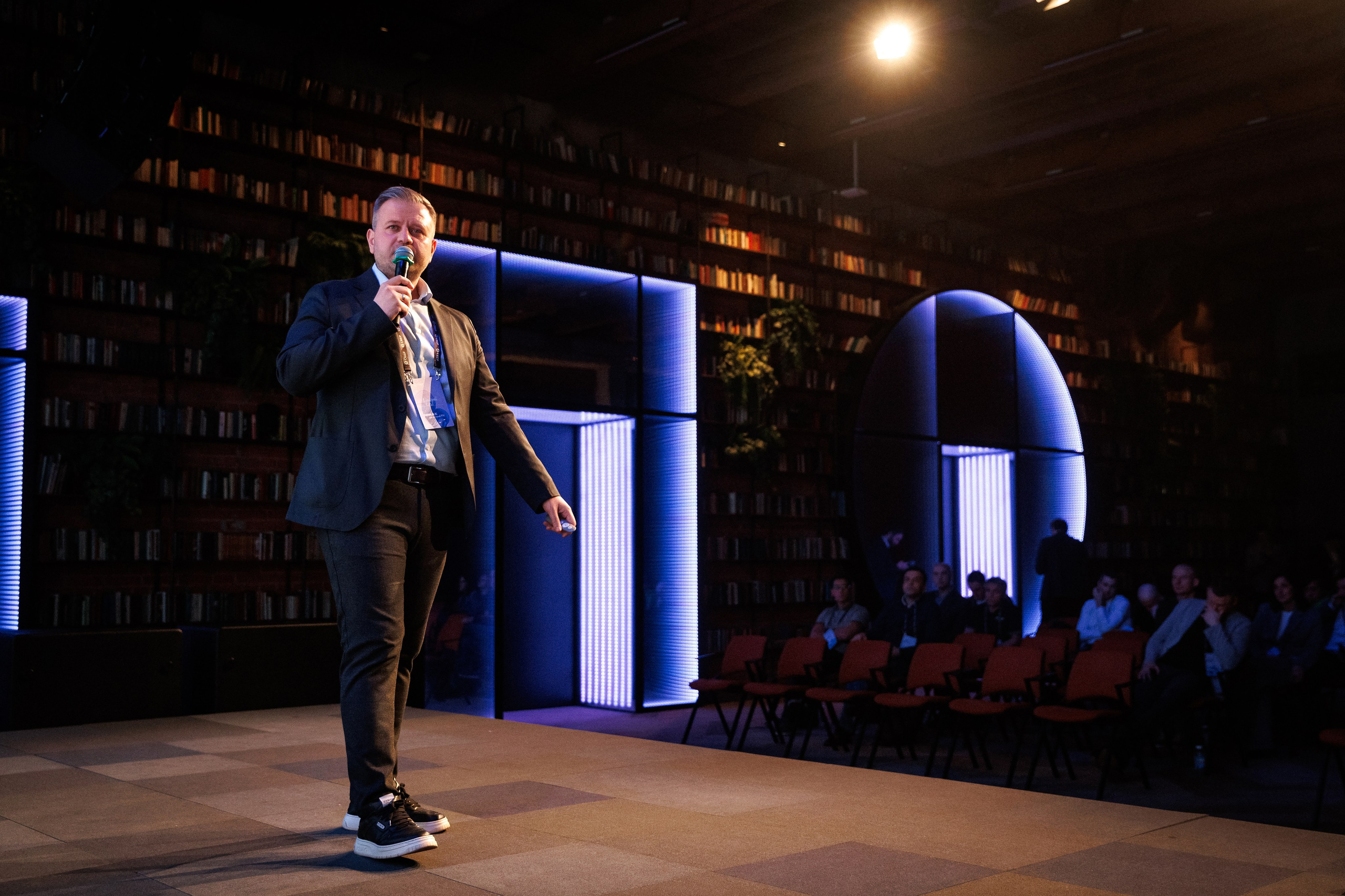 Gen AI Кибердом