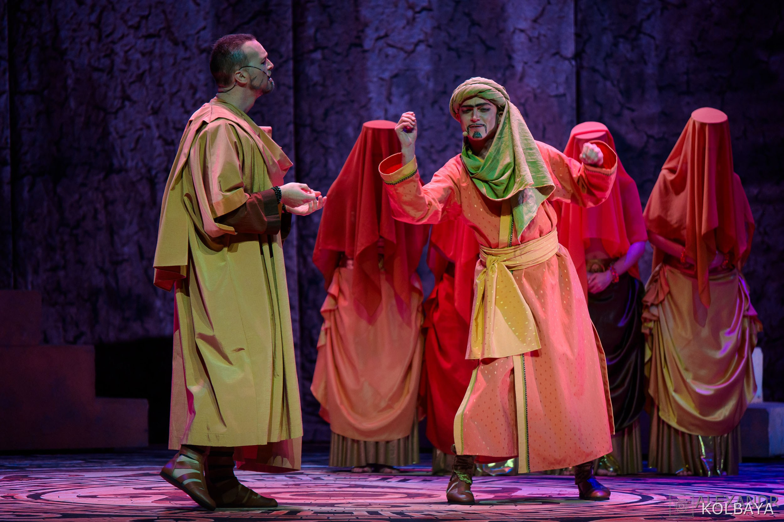 Фоторепортаж со спектакля Гладиатор в Театре Терезы Дуровой. Концертный и театральный репортажный фотограф в Москве Александр Колбая