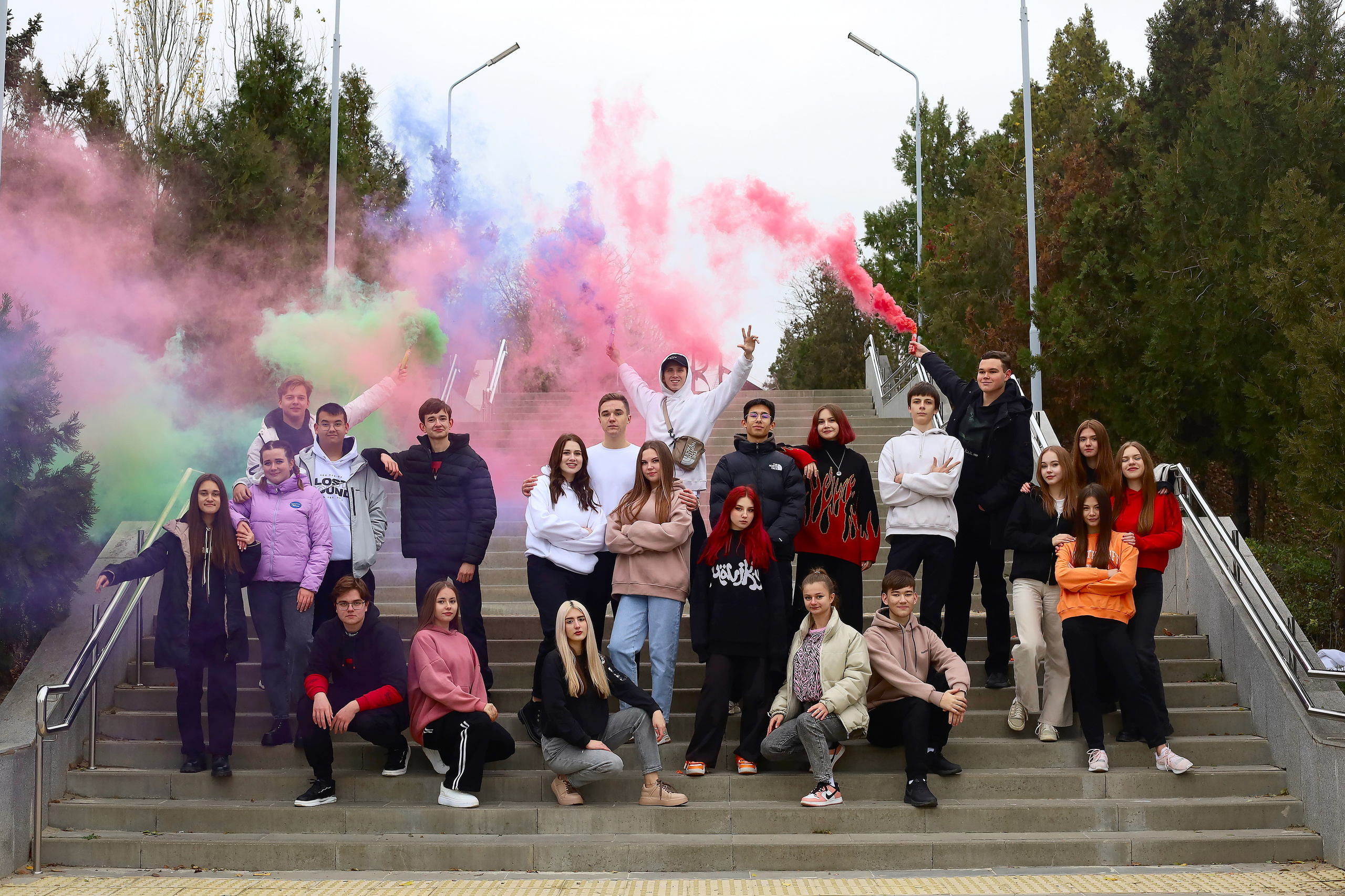 ФОТОСЕССИЯ ДЛЯ ВЫПУСКНИКОВ 35 ШКОЛЫ Г. ТАГАНРОГА. Выпускные альбомы в Таганроге и Ростовской Области