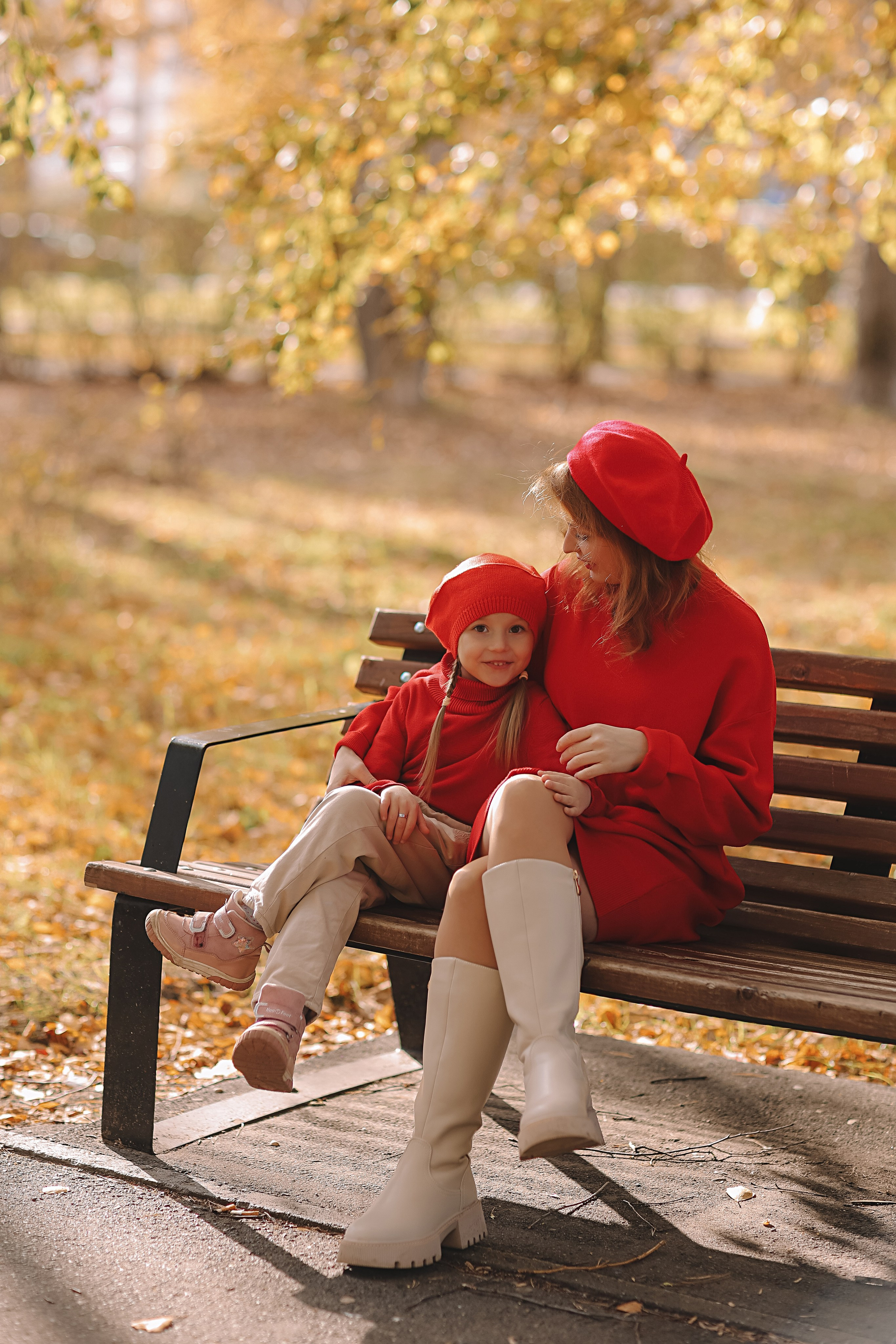Осень. Семейный фотограф Тюмень, фотограф на роды Салмина Мария