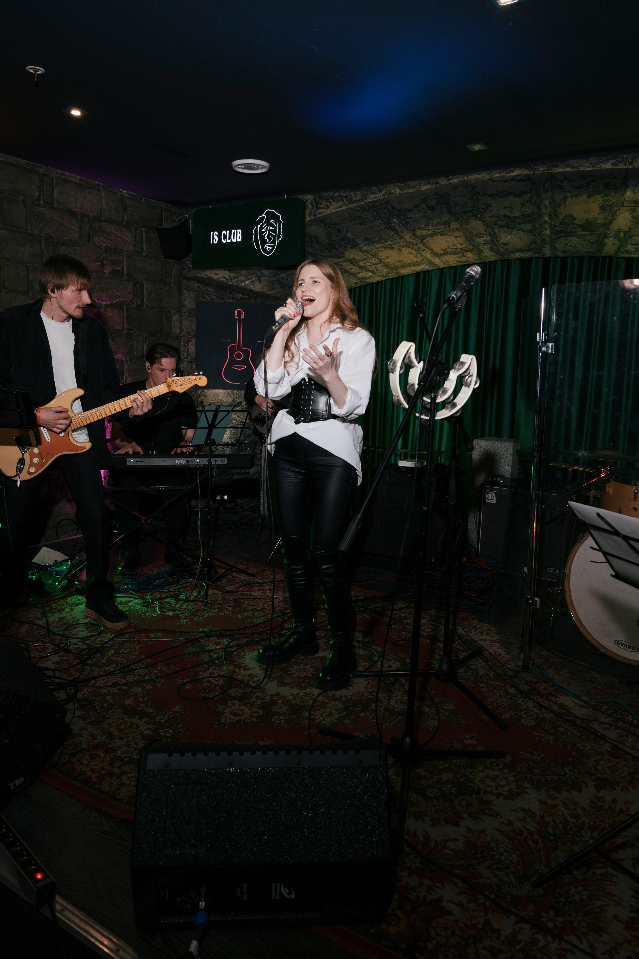 Концерт в клубе Ивана Смирнова. Фотограф в Москве и Московской области