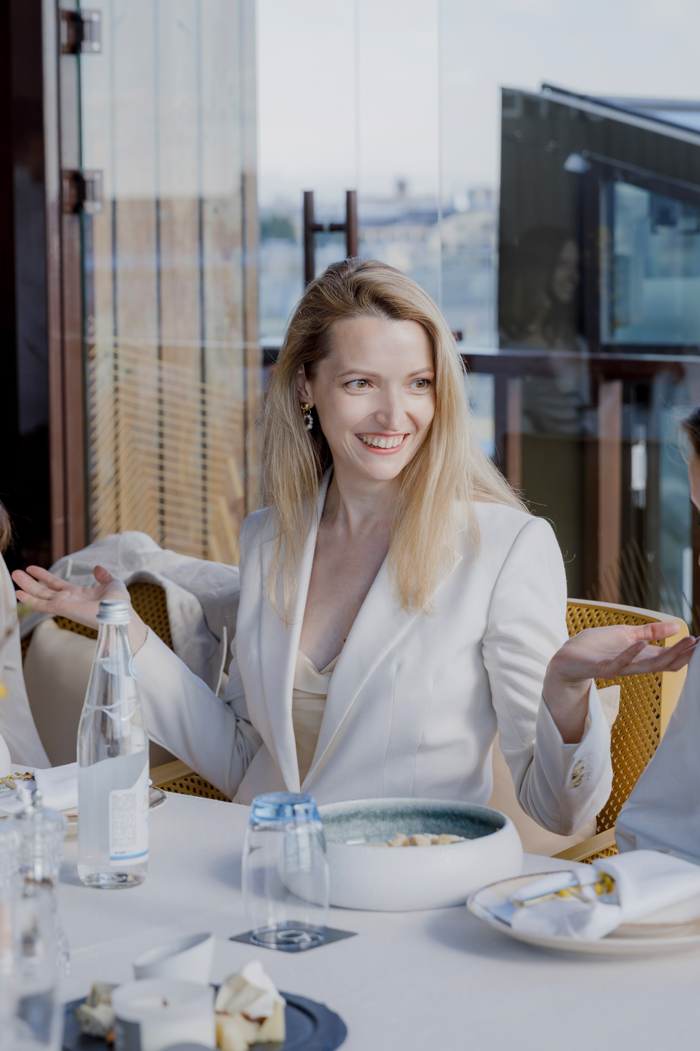 Бранч для невест Grey Chic. Свадебный фотограф Москва Европа Мария Коренчук