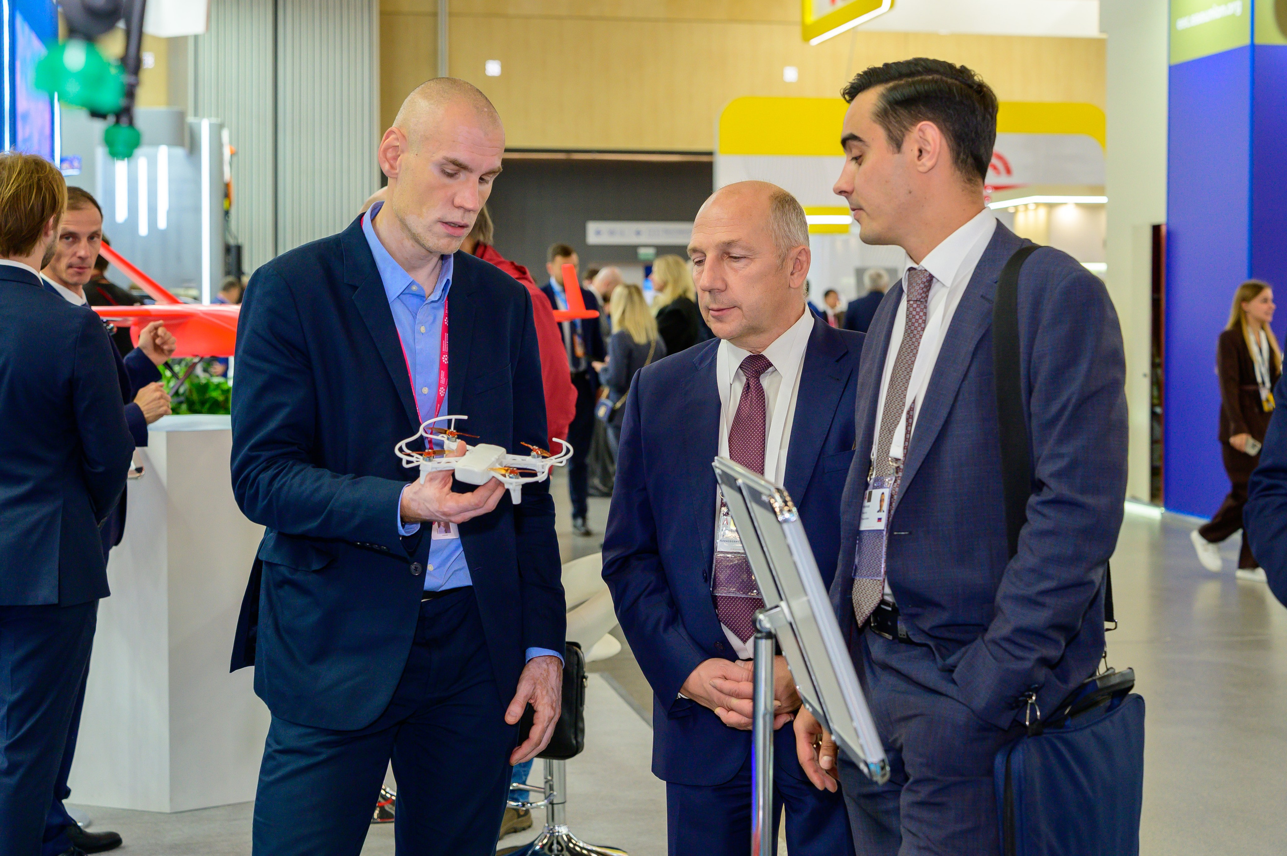 BigindustrialweekBelarus. Фотоуслуги, услуги фотографа, фотографирование важных событий