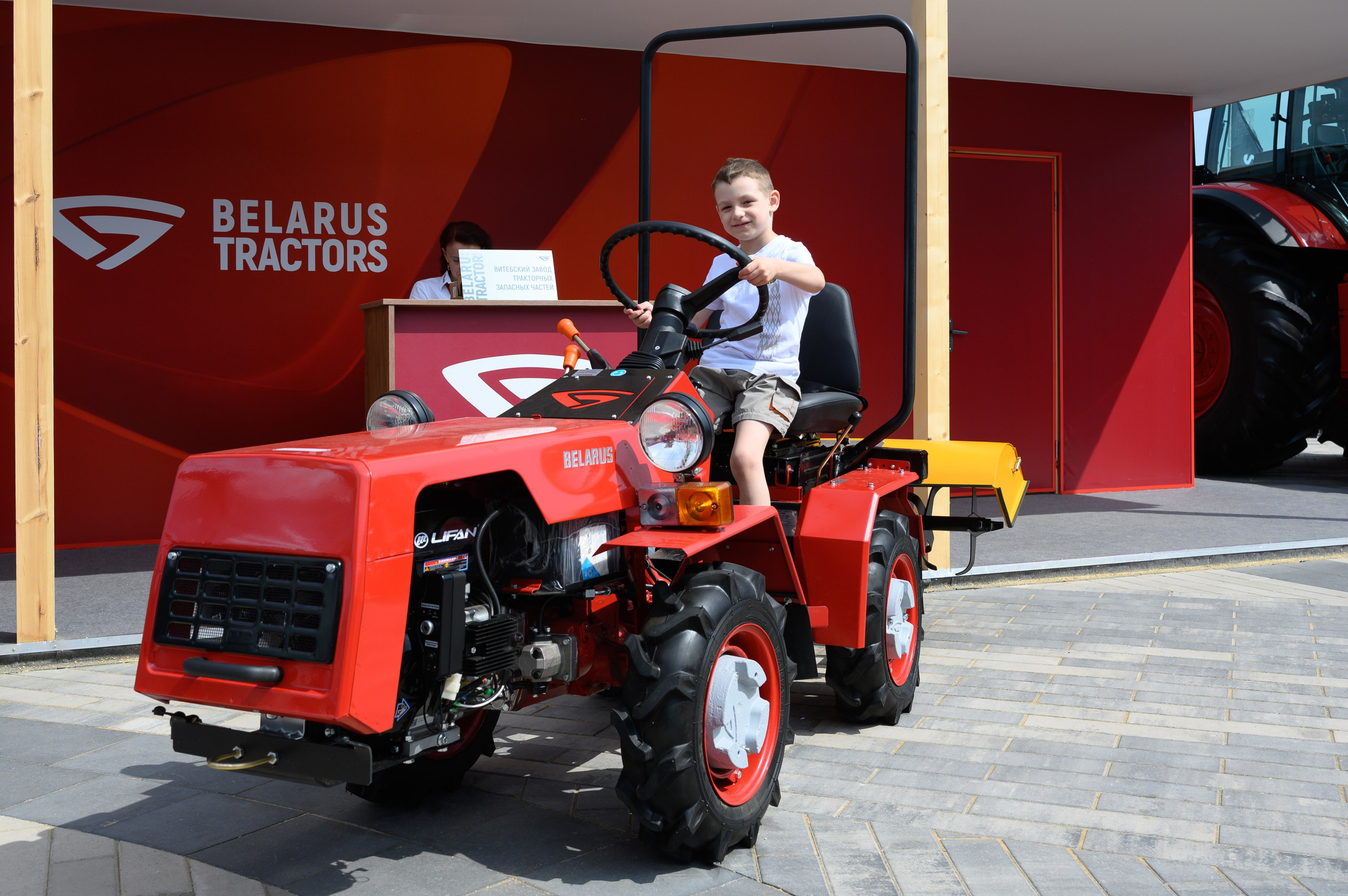 Агровыставка. Фотоуслуги, услуги фотографа, фотографирование важных событий