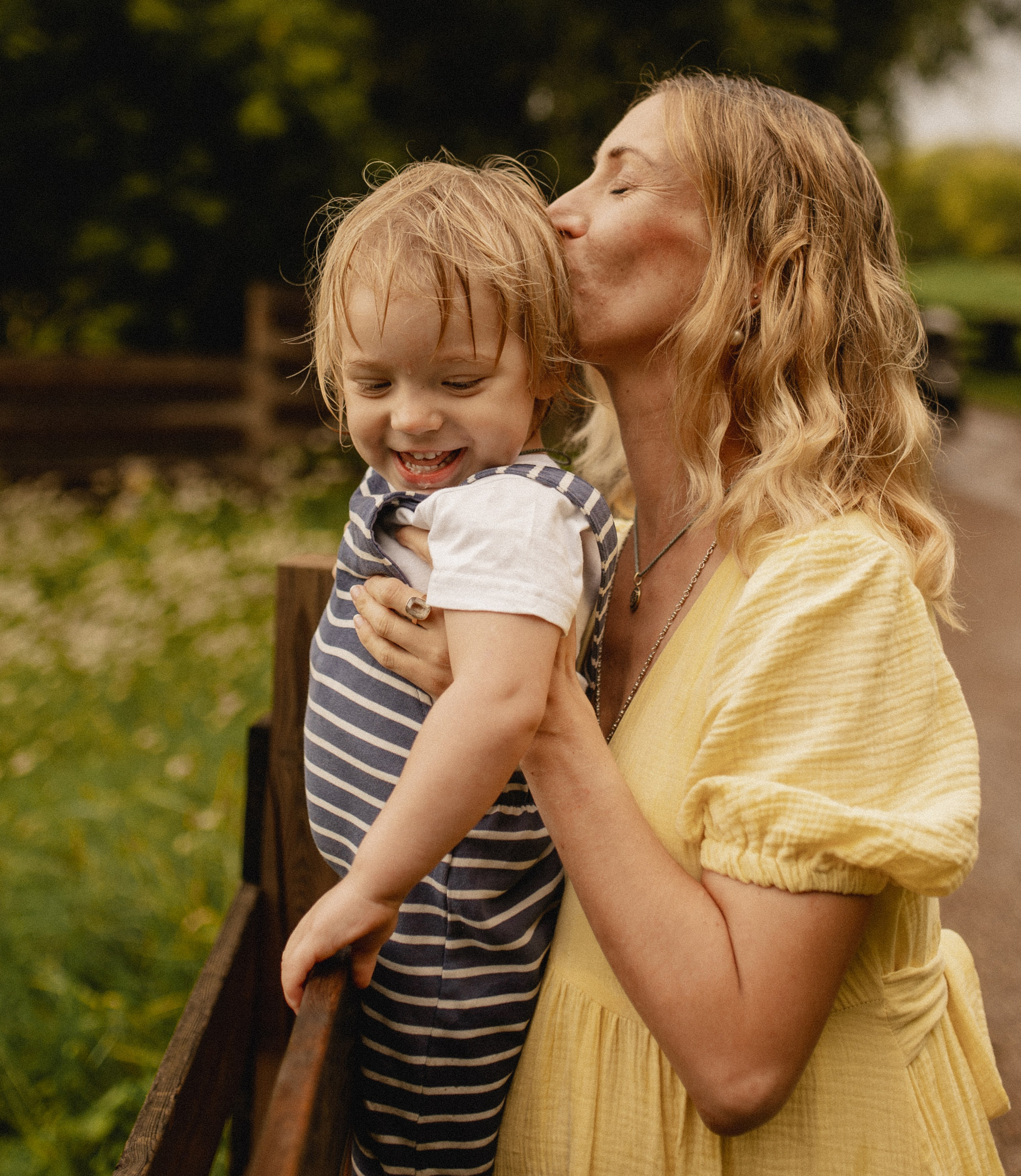 Фотосессия беременности мама и сын. Семейная фотосессия Бутово Москва фотограф Алина Морщагина