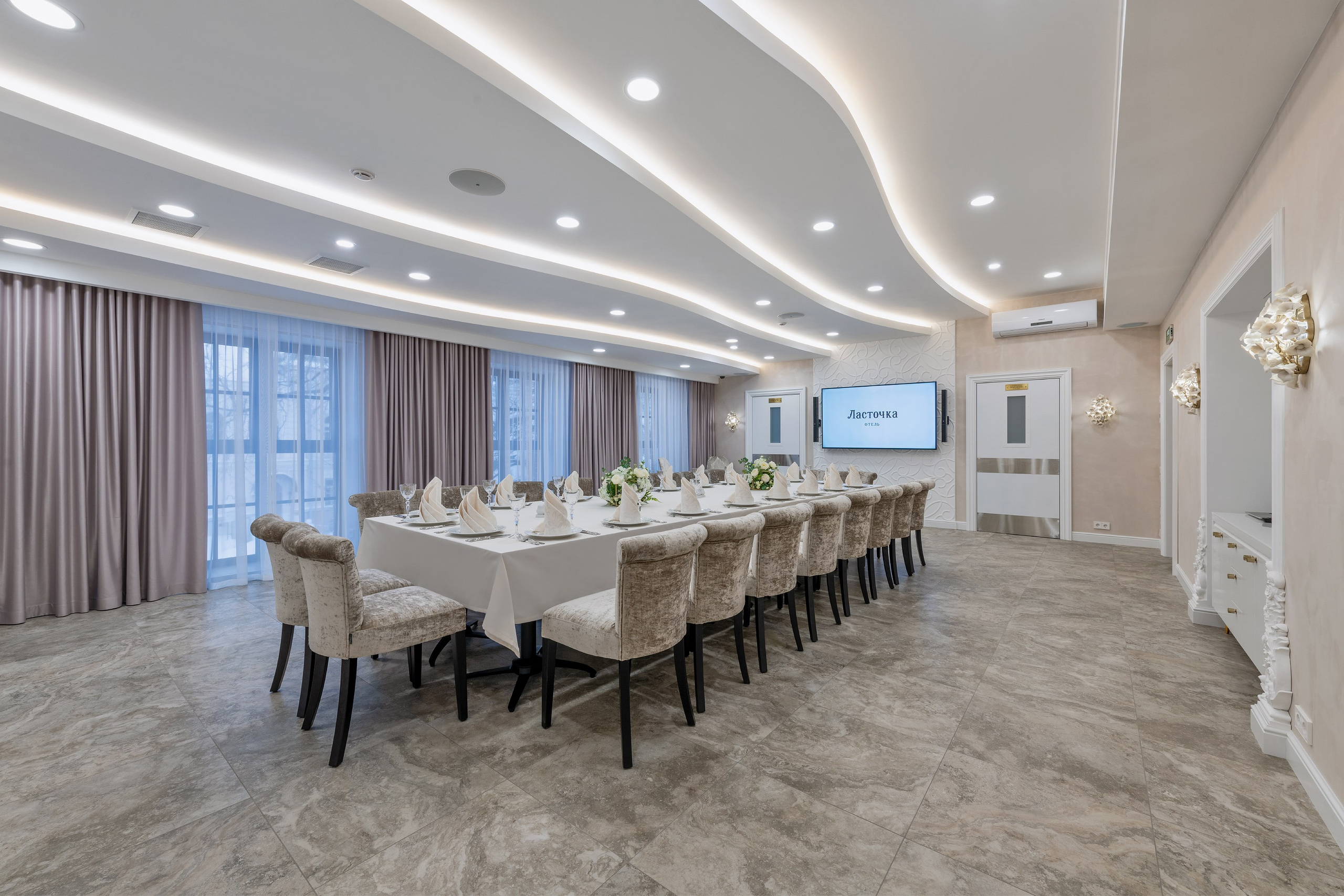 Отель «Ласточка» 5*. Фотосъёмка интерьеров и архитектуры гостиниц, промышленная съёмка