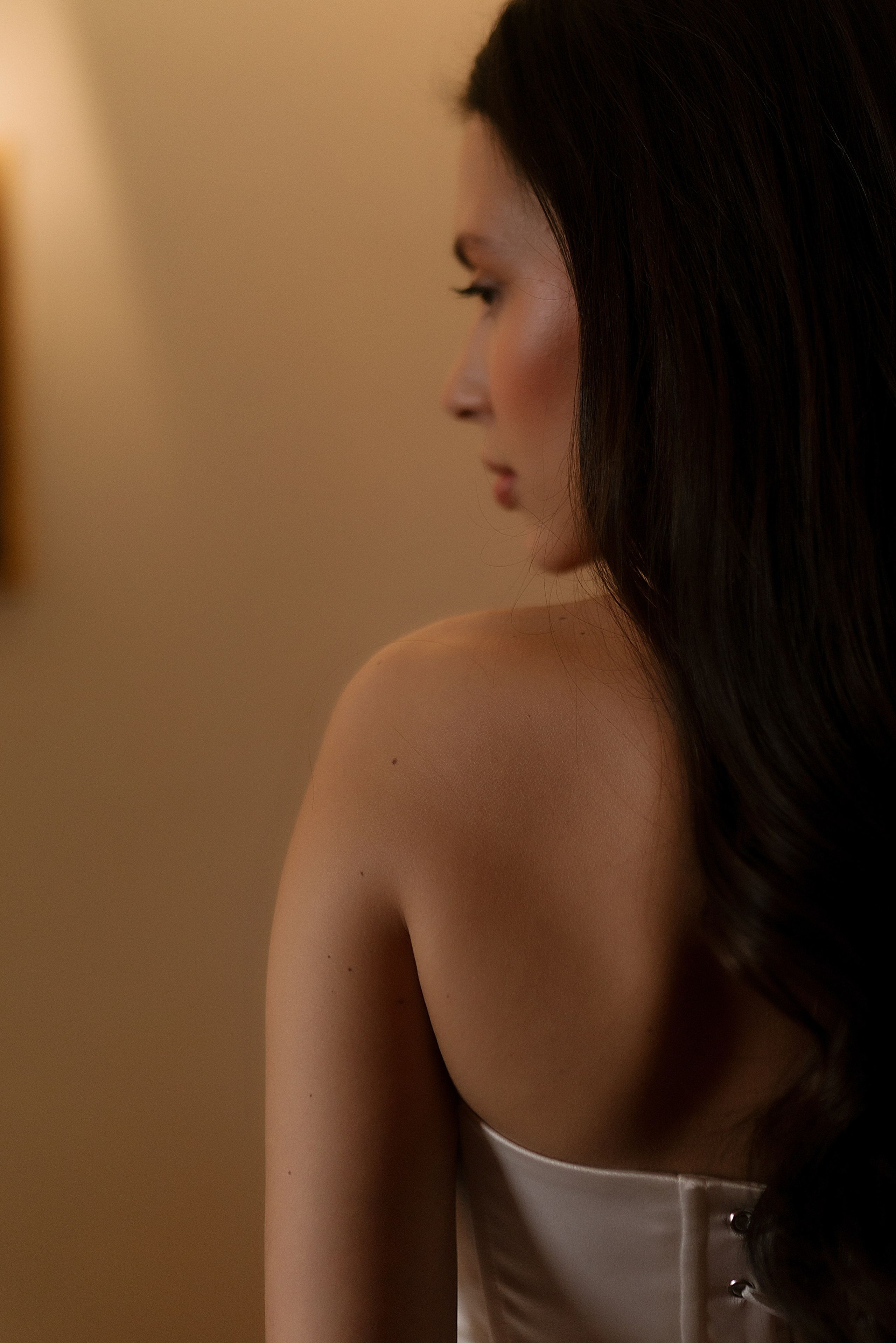 Утро невесты в Арт-отеле в Воронеже. Фотограф Карина Шмулёва. Воронеж и область