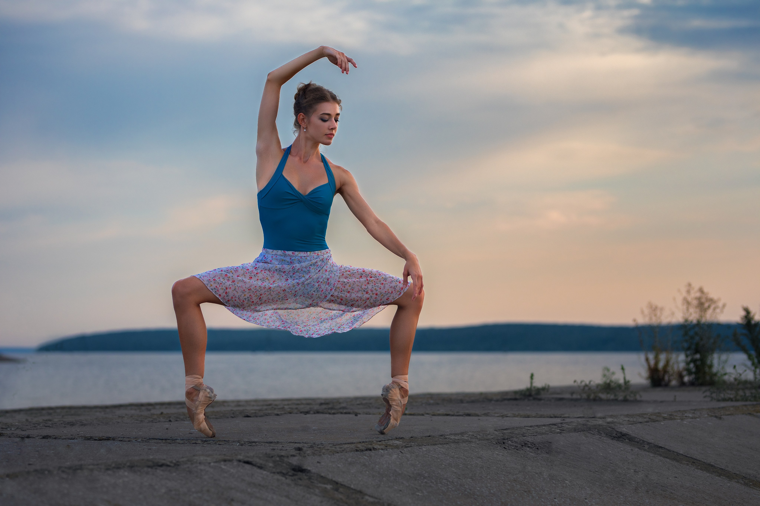 Фотосет с балериной Дианой на набережной для «себя»