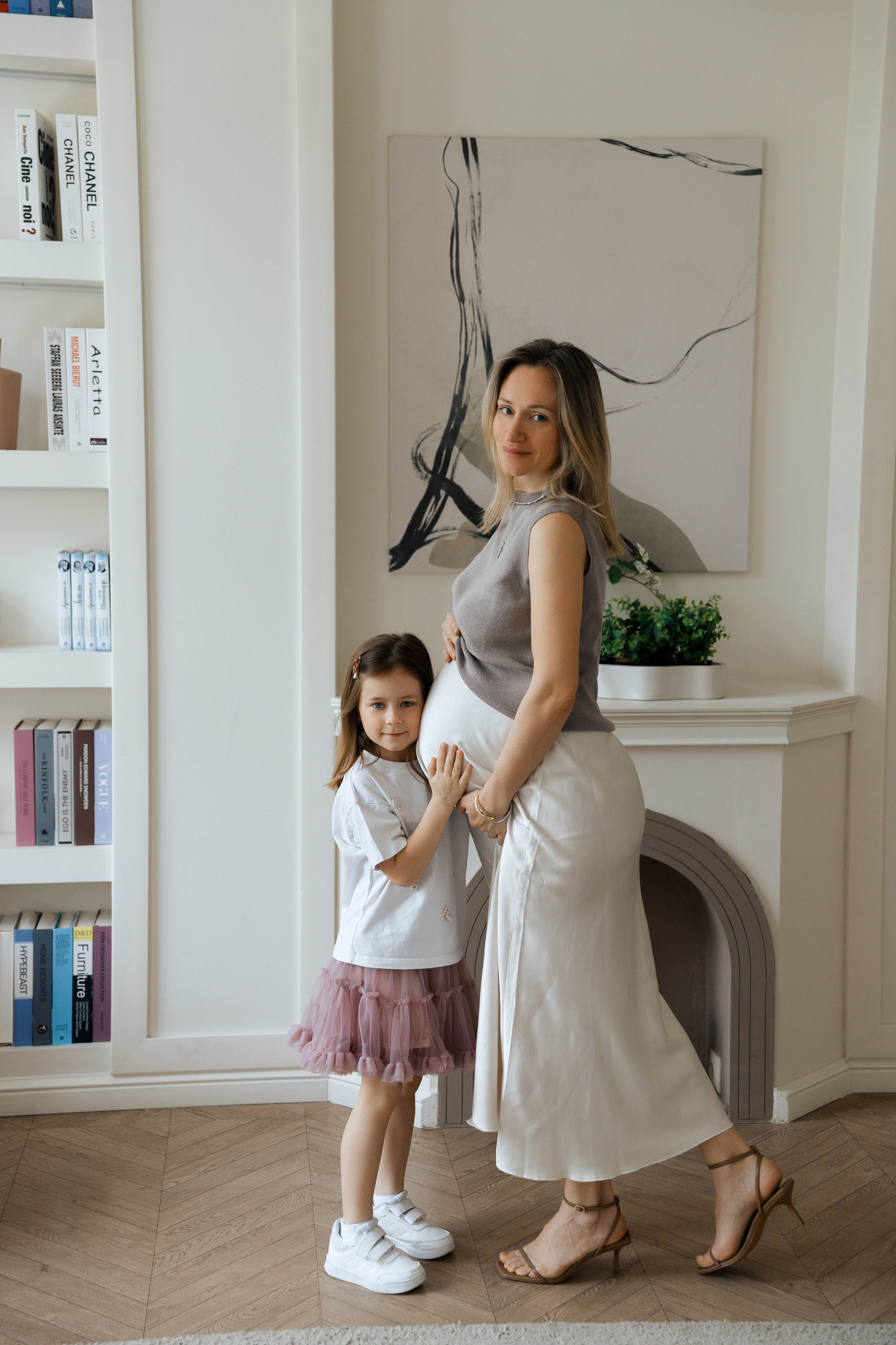 Фотосессия беременности мамы с дочкой. Фотограф Александра Сыщенко