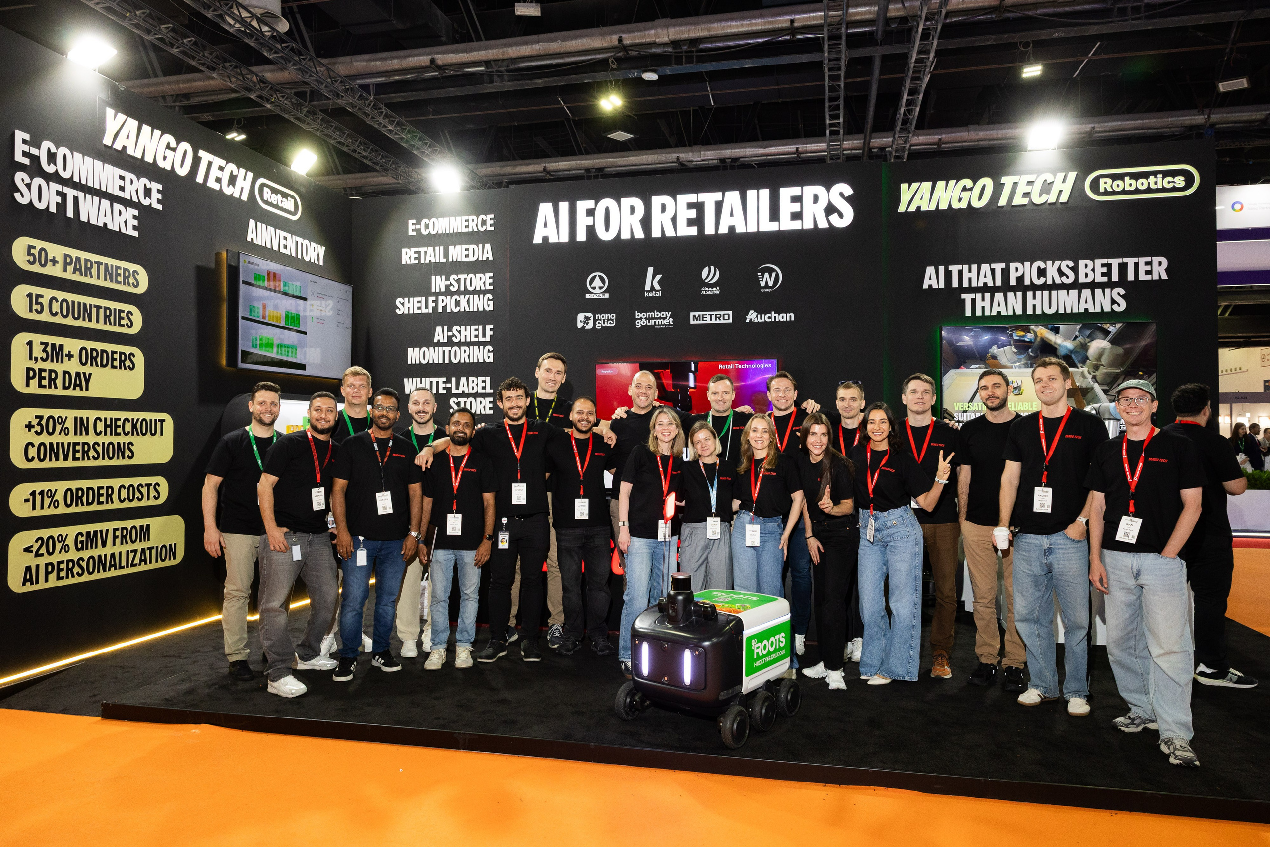 Conferences and expo photoshoot. Professional event photographer Ruslan Davletberdin