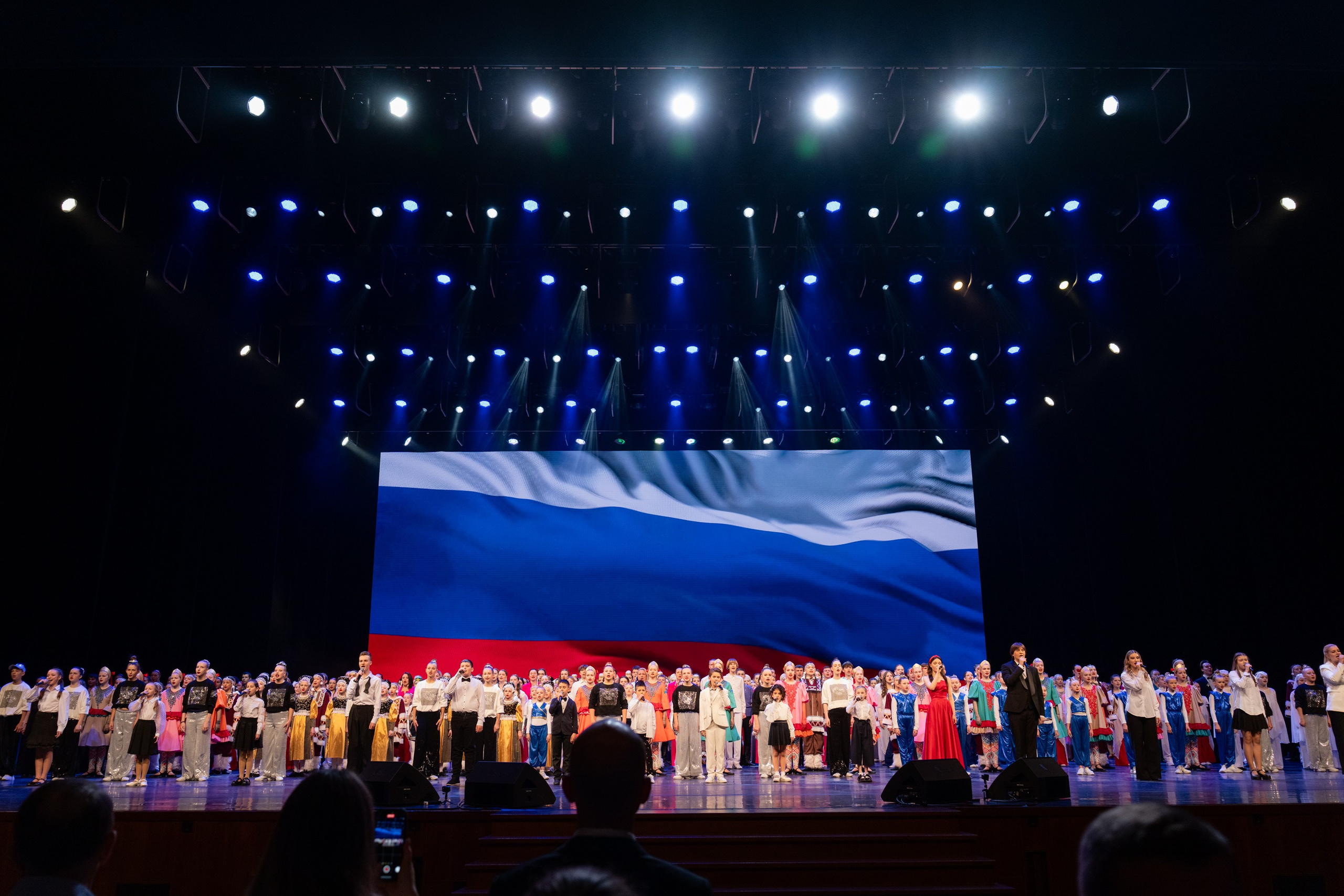 16 мая, г. Москва, Кремль, Концерт. Золотое яблочко