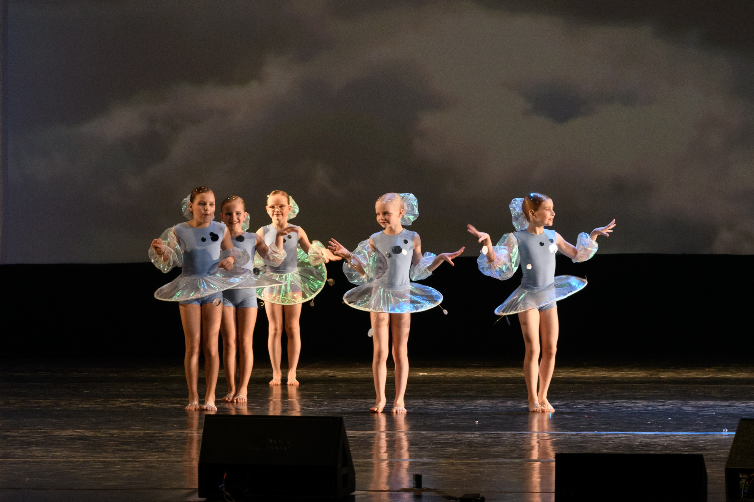 23 апреля, часть 2, БКЗ Октябрьский, г. Санкт-Петербург. Золотое яблочко