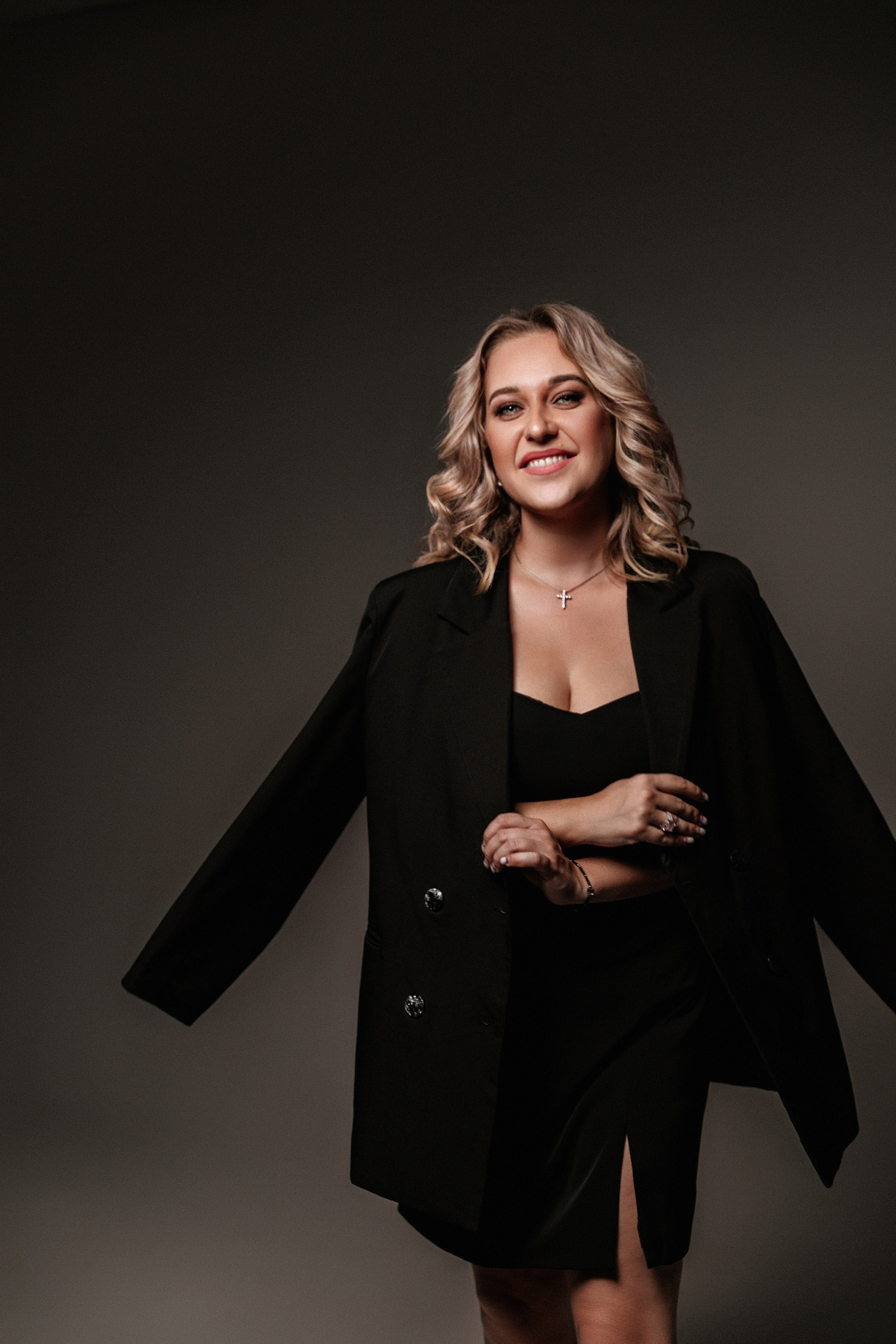 Фотосессия на циклораме. Свадебный фотограф в новокузнецке