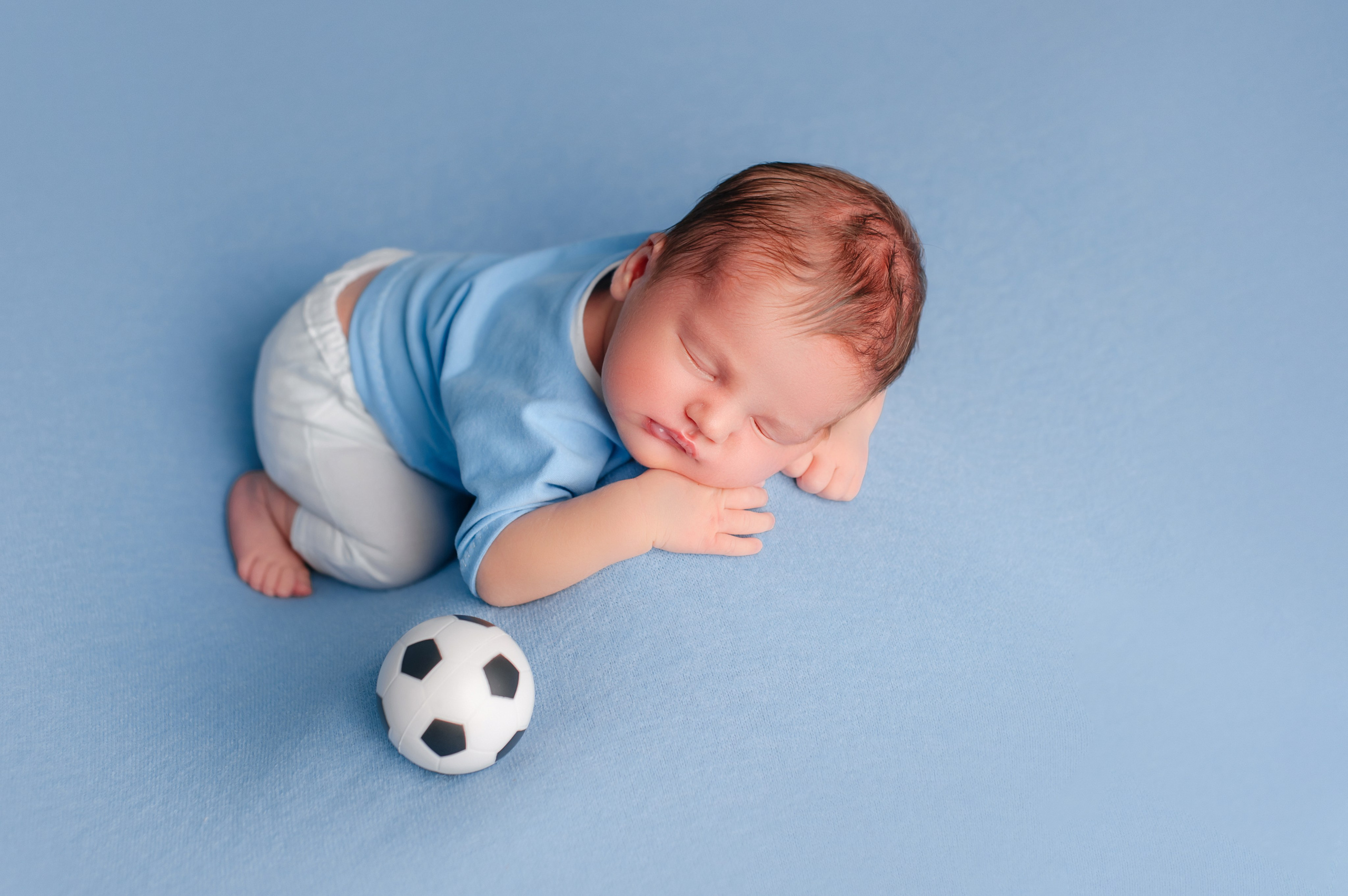 Профессиональный фотограф новорожденных в Воронеже Виктория Баева