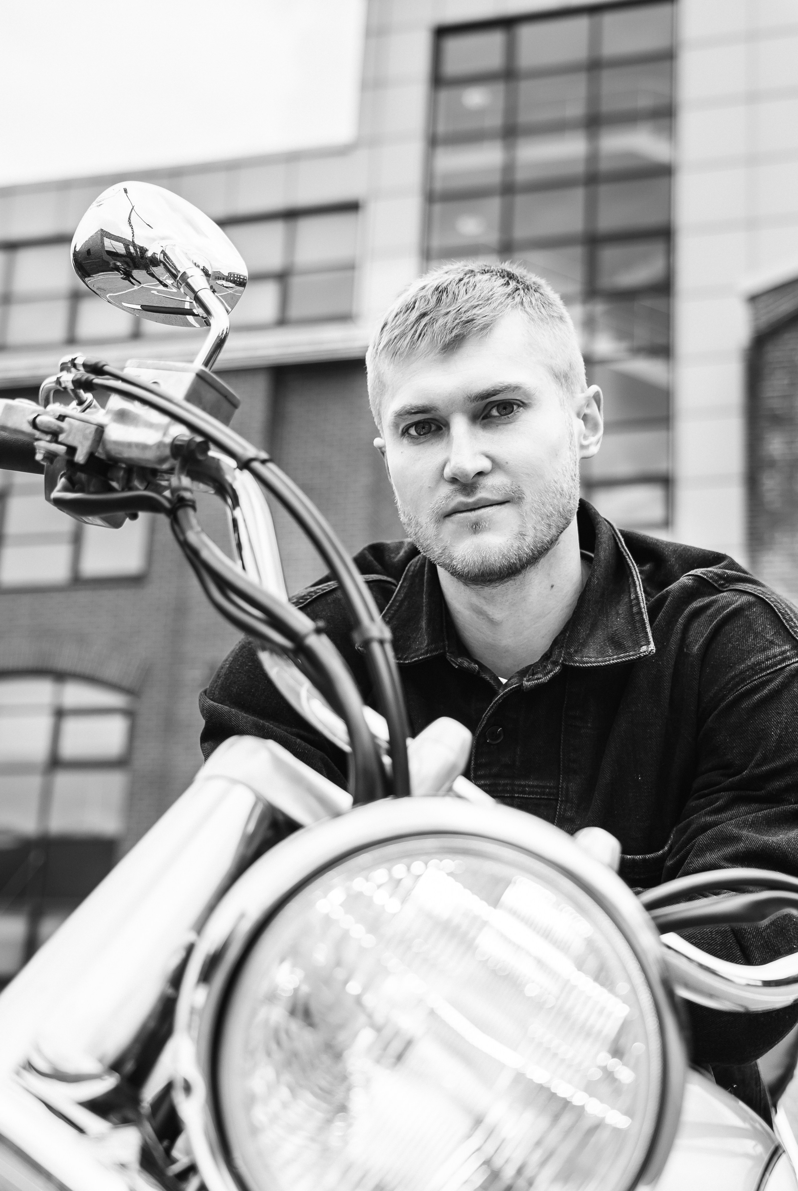 Олег и Сузуки. Наталия Фролова. Фотограф. Москва