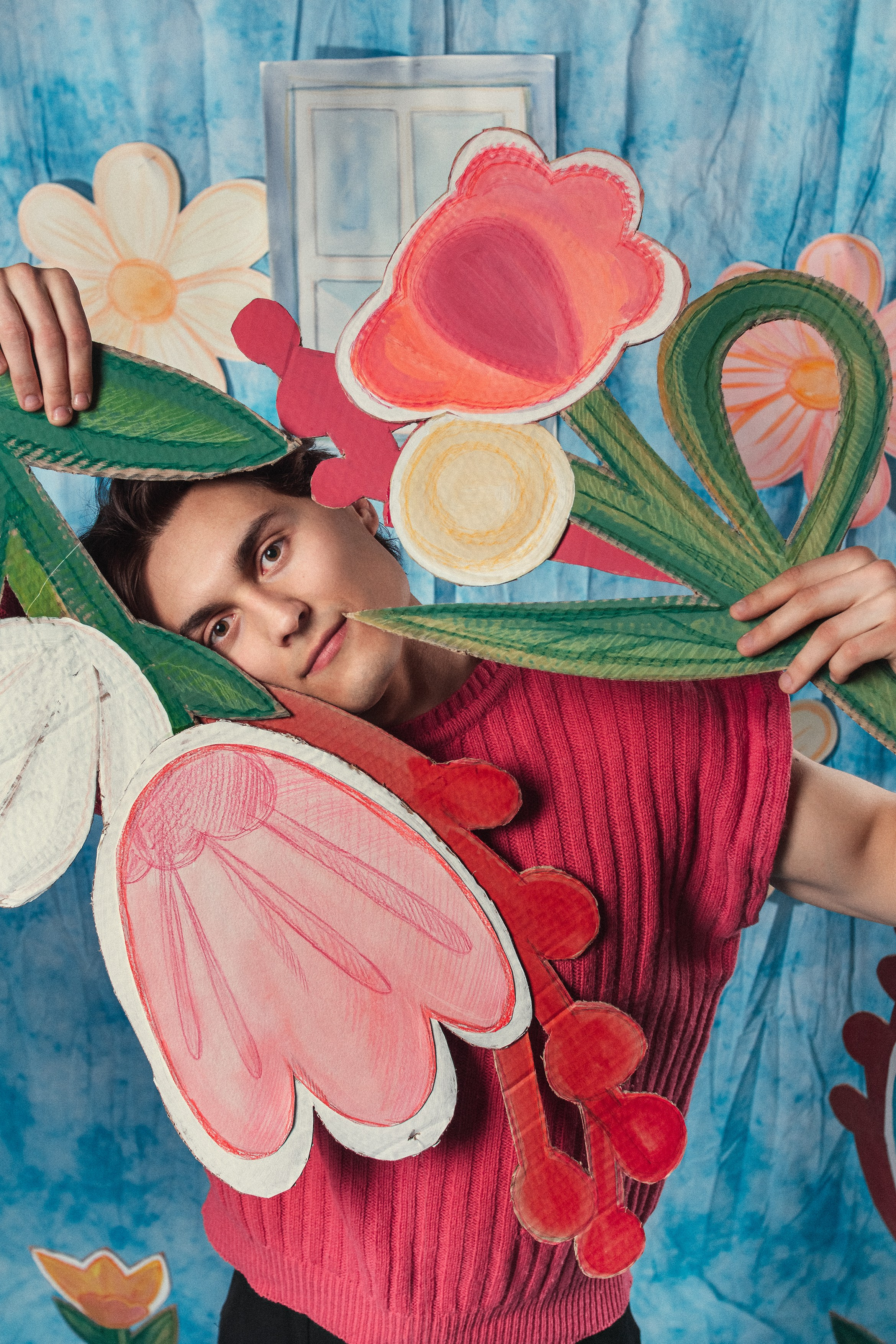 Картонные цветы. Светлана Аброщикова