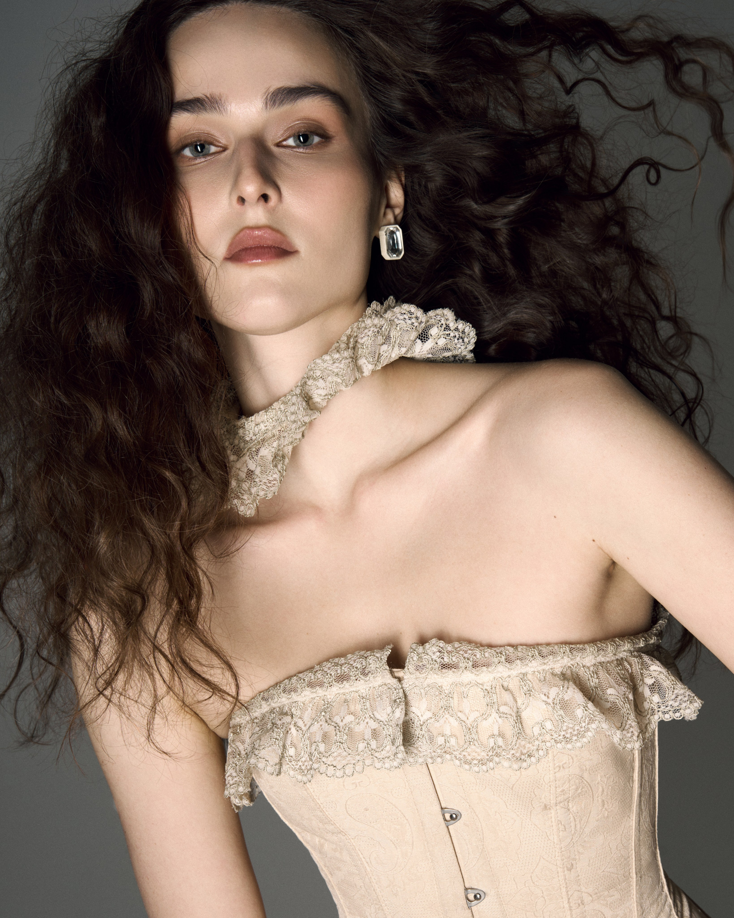 VICTORIA (editorial). Anastasia Patshina