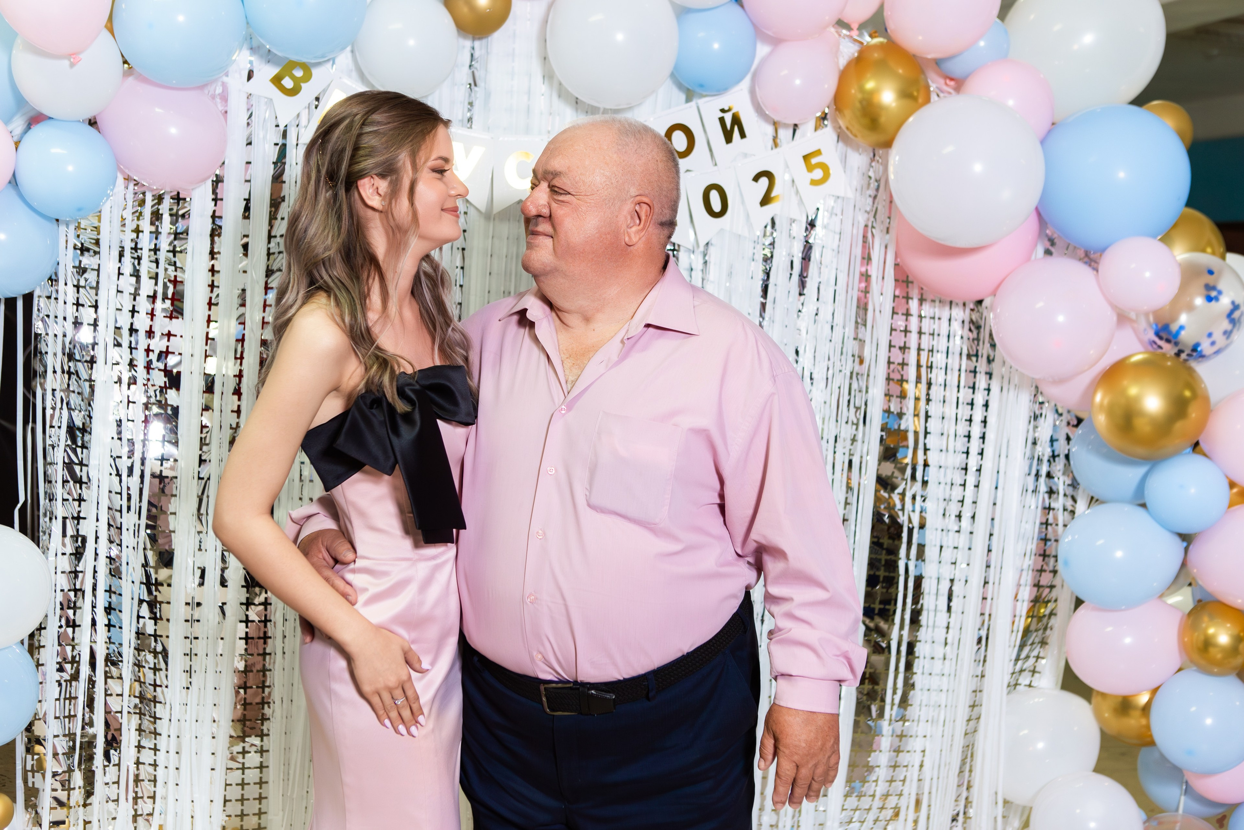 ФОТОСЕССИЯ С РОДИТЕЛЯМИ ВЫПУСКНОЙ 2025 9 ШКОЛА Г.МЦЕНСК. Профессиональный фотограф в Мценске и Орловской области