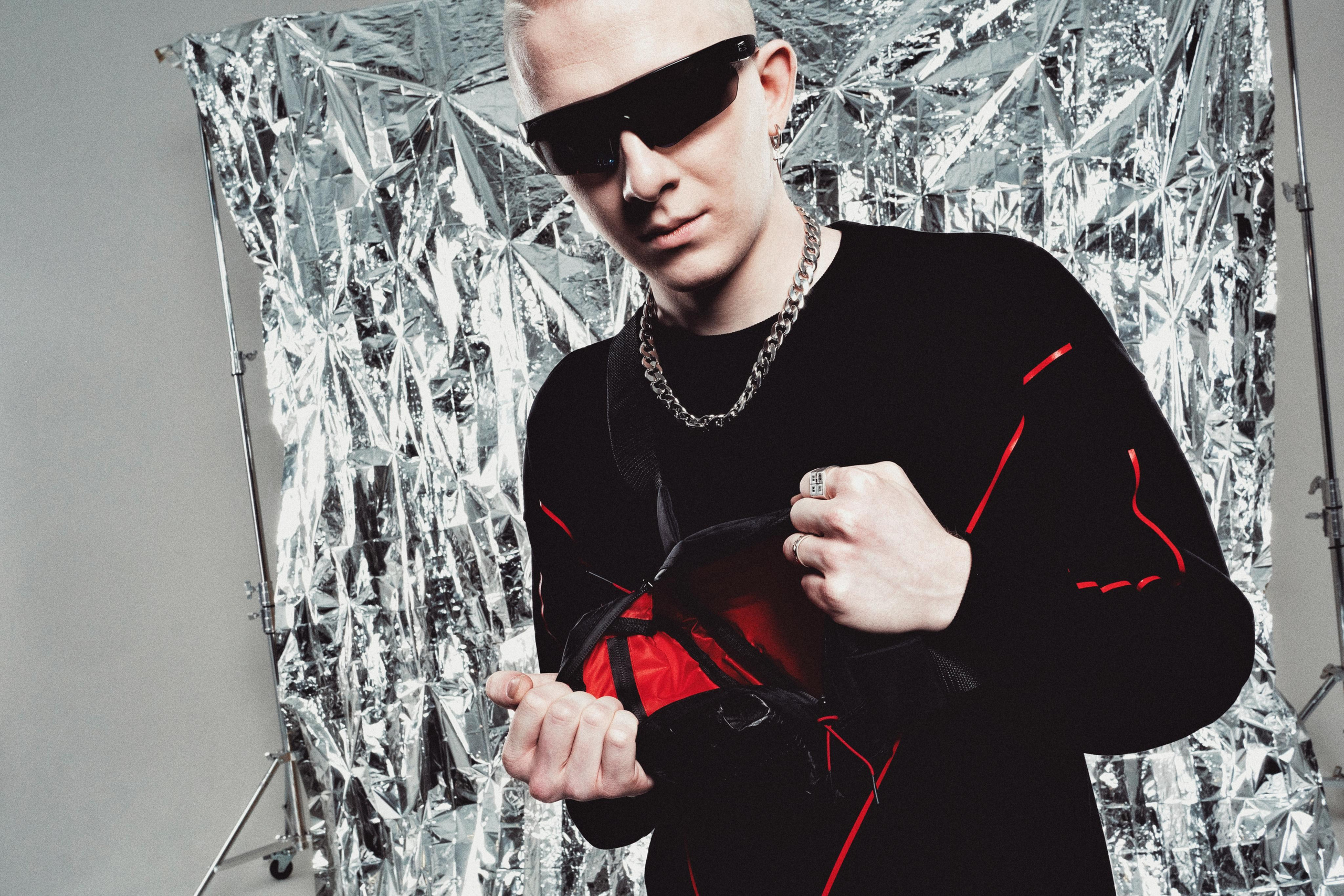 MTS. See the moment and catche. commercial and reportage