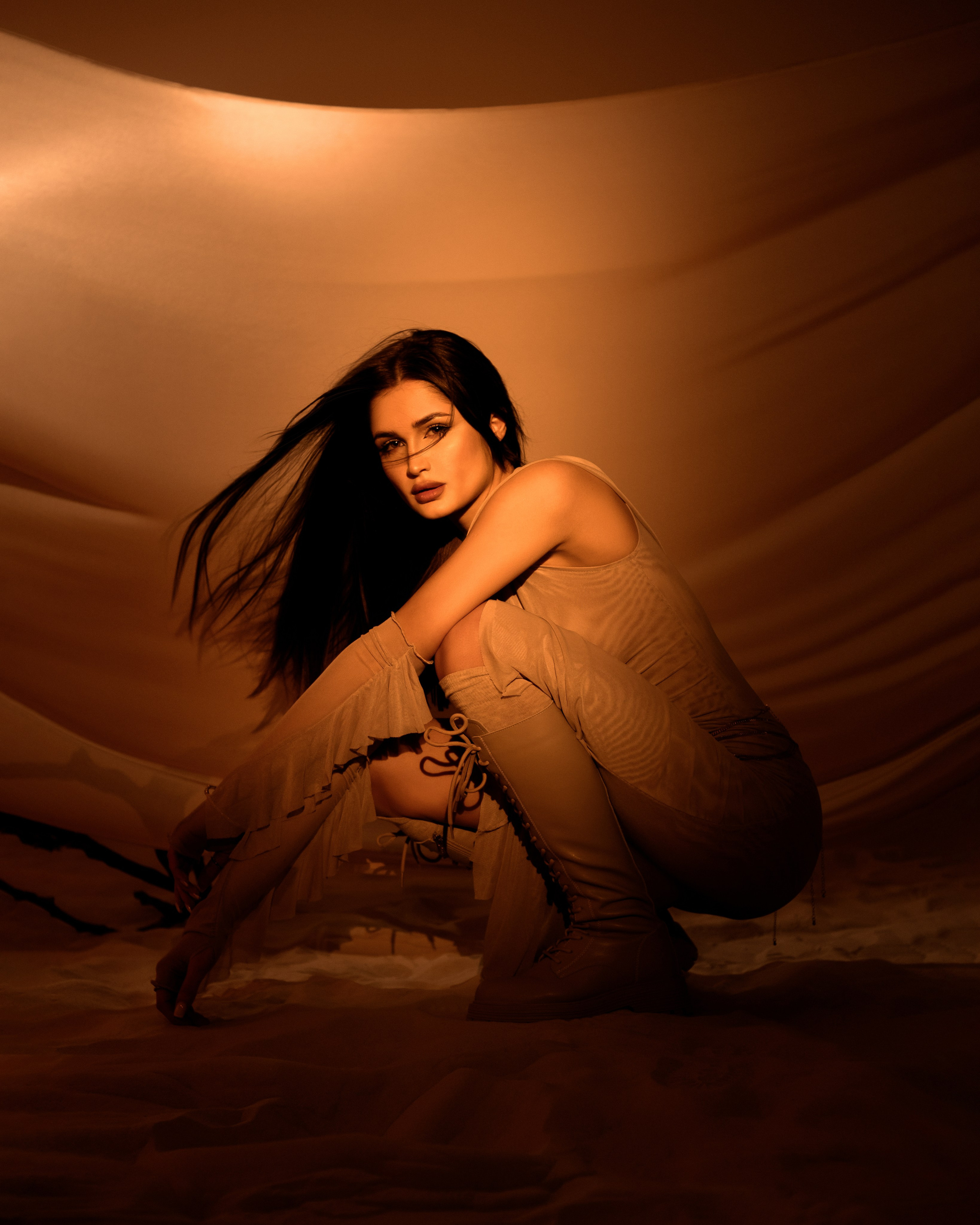 Дюна. Портретная и Fashion фотосъемка в Москве КРИС KISS. Лукбуки и каталоги