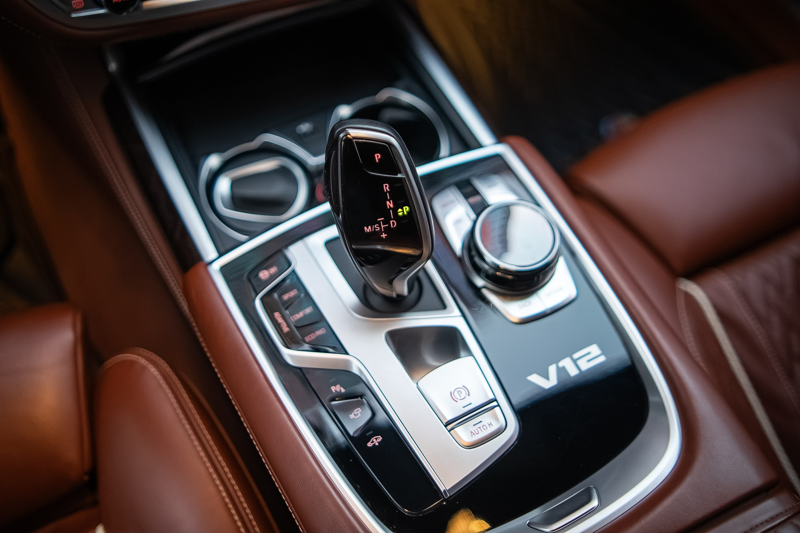 BMW 760Li. Фотограф в Новосибирске Владислав Унтерберг