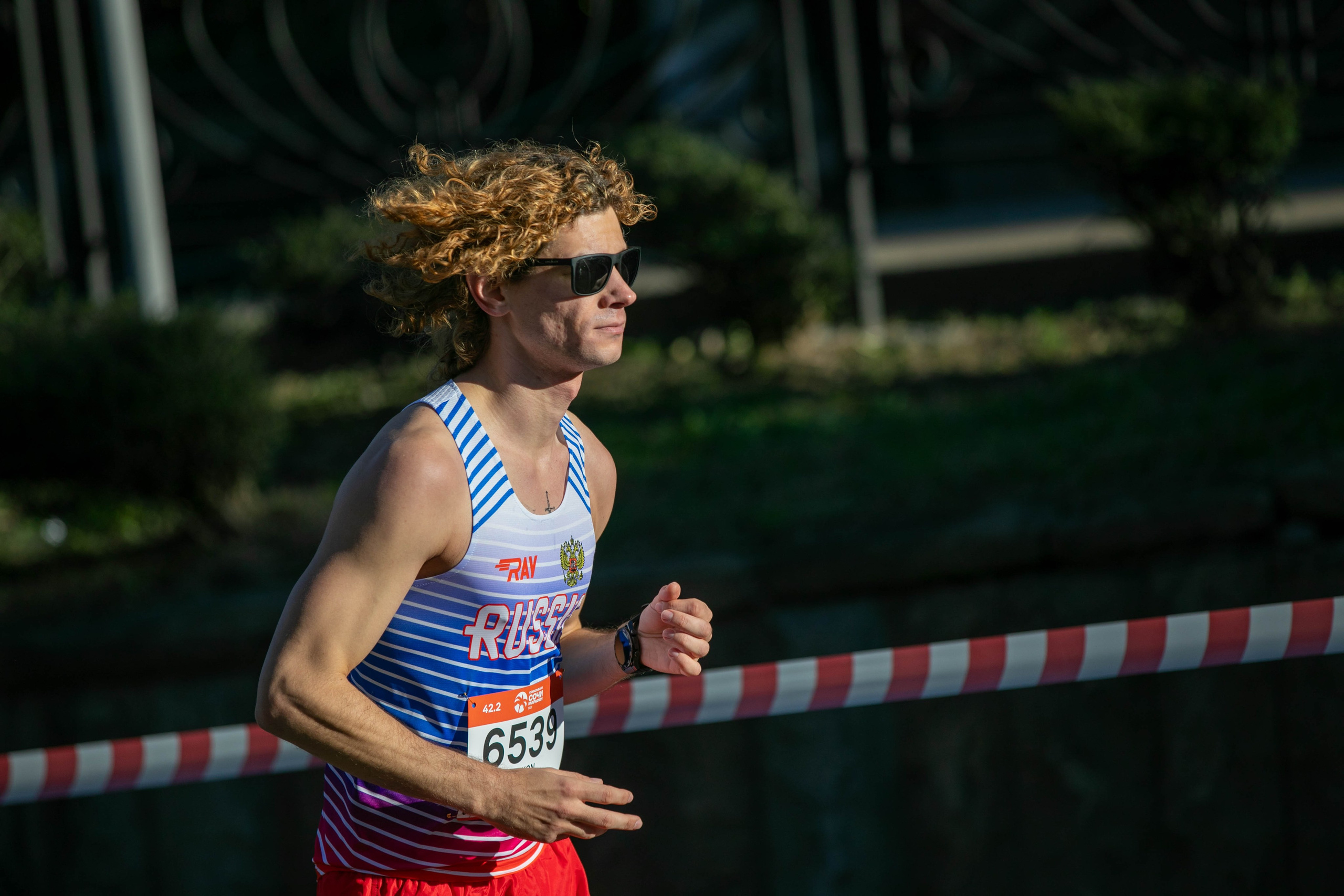 Сочи Марафон по бегу — 2025.11.03. Фотограф из Сочи Регина Труфанова