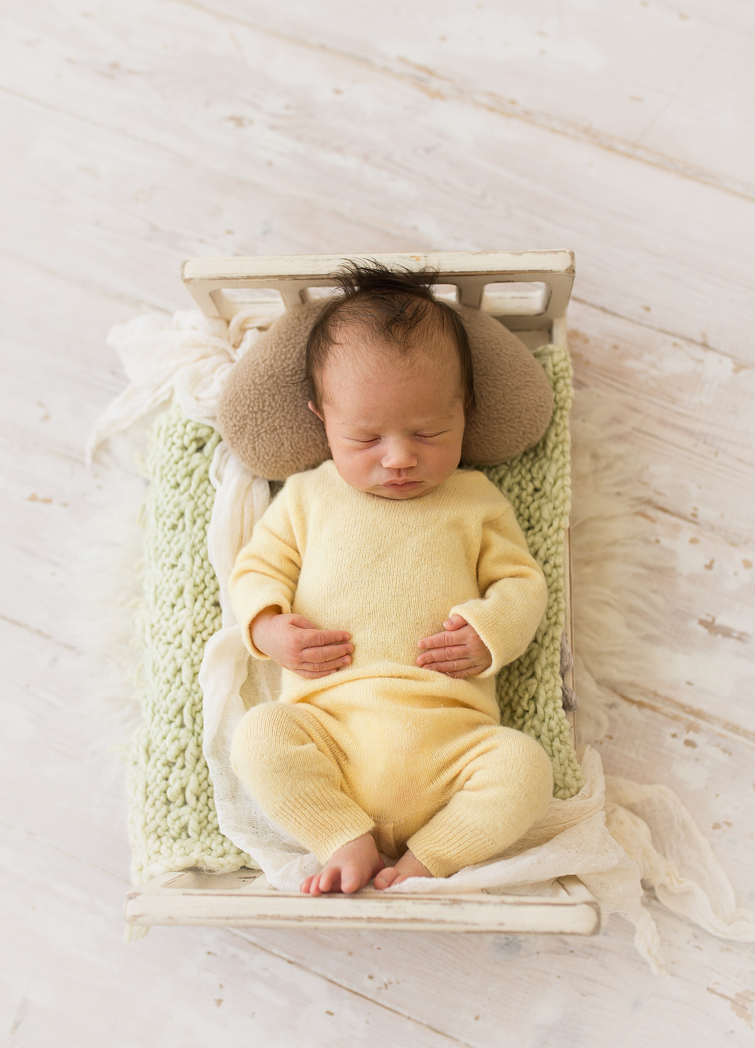 Фотосессия новорождённого. Фотограф новорождённых малышей и детский фотограф В Казани Лана Максим