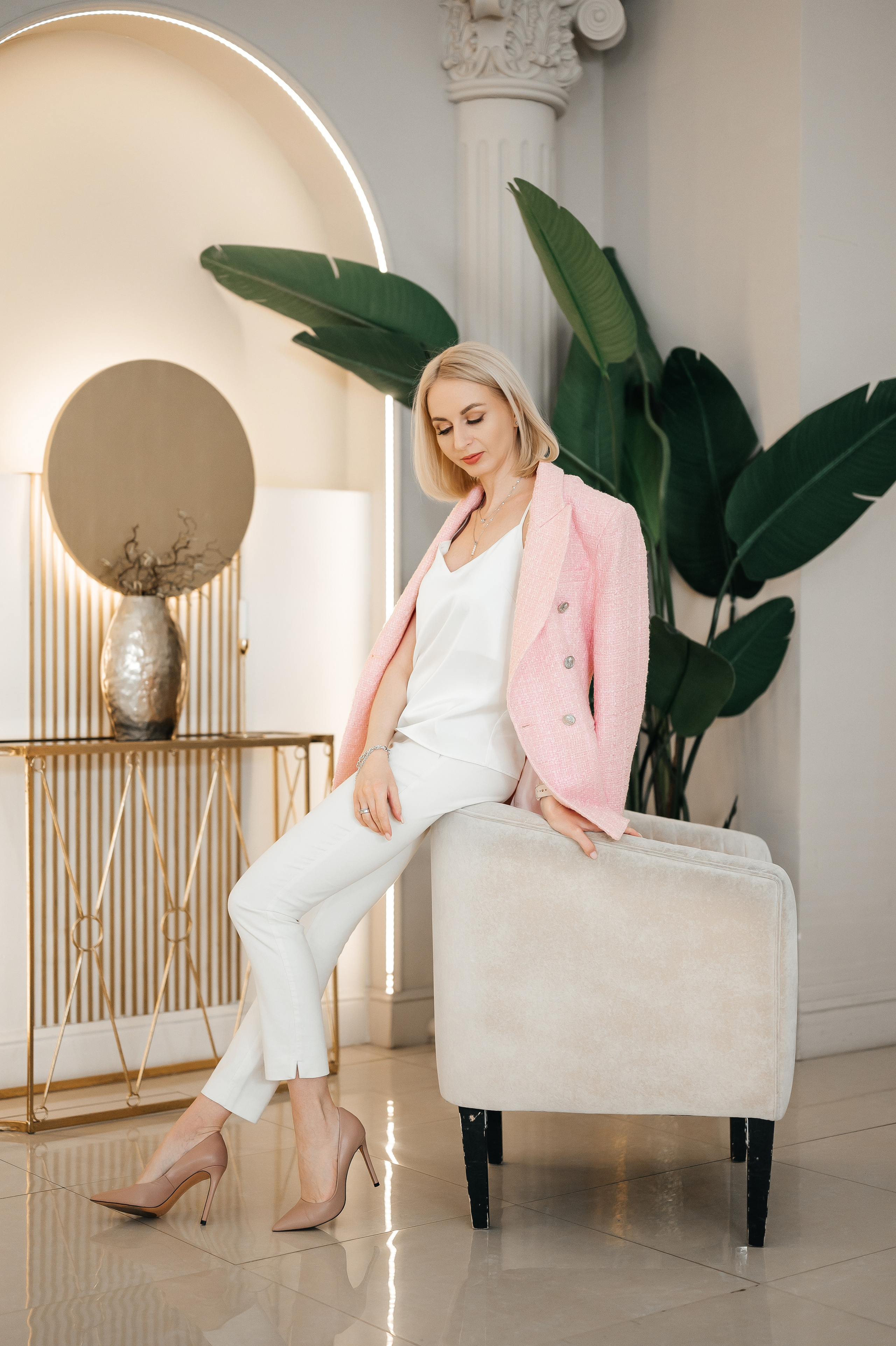 Бизнес портрет женский. Свадебный видеограф в Москве Никонова Анна