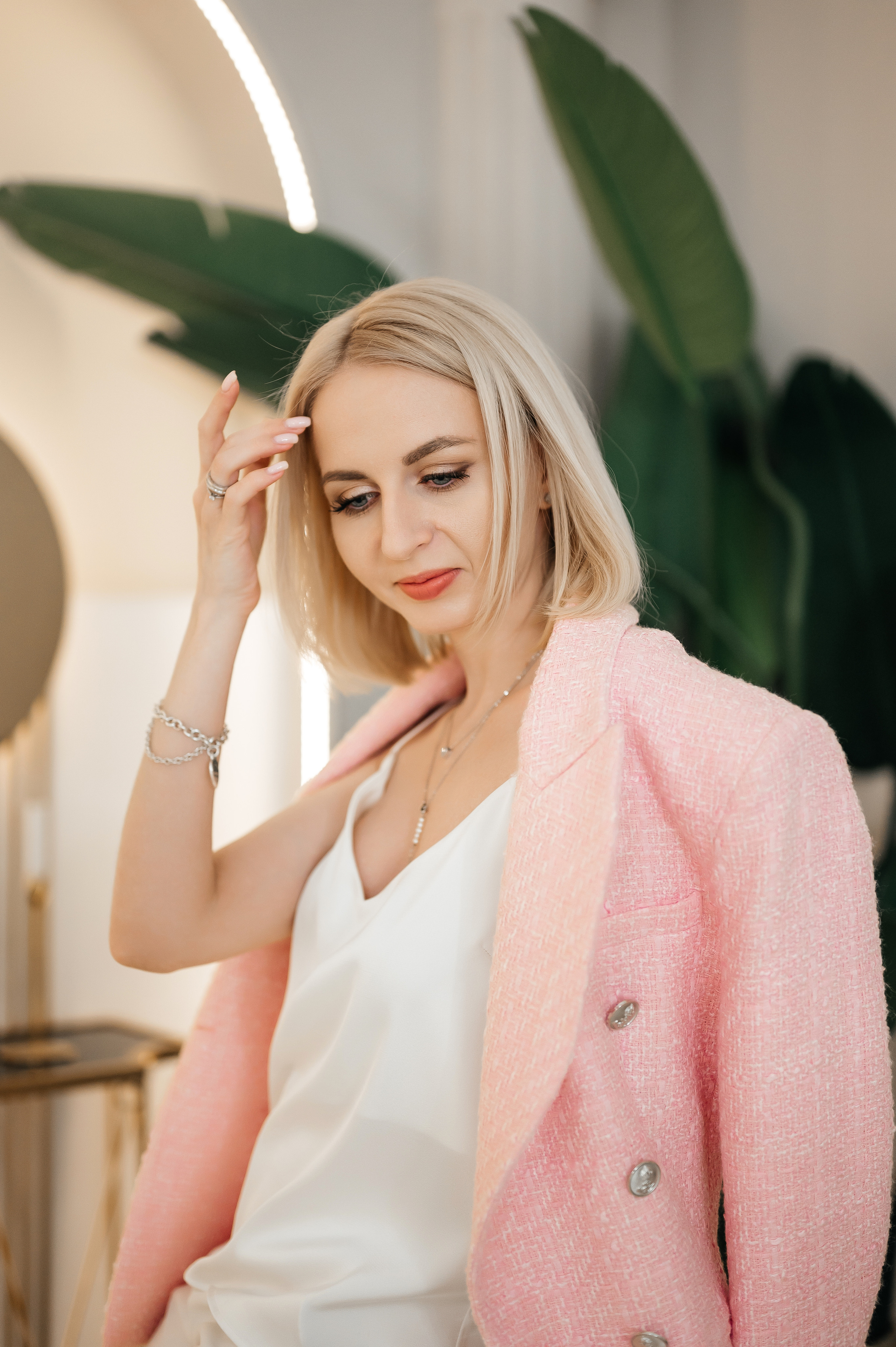 Бизнес портрет женский. Свадебный видеограф в Москве Никонова Анна