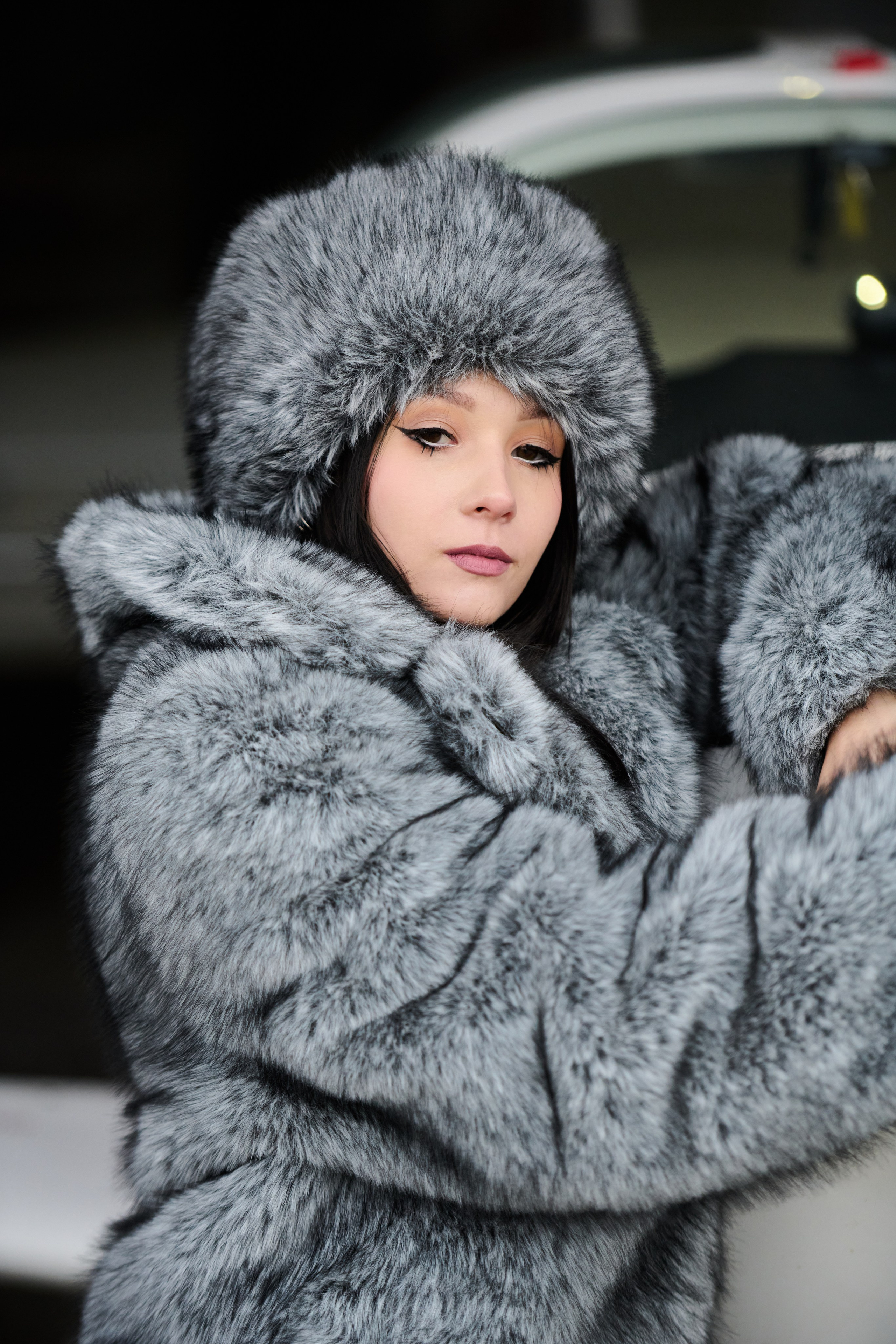 Фотосессия моделей в шубах на аэродроме. Репортажный и семейный фотограф — Шелихов Сергей