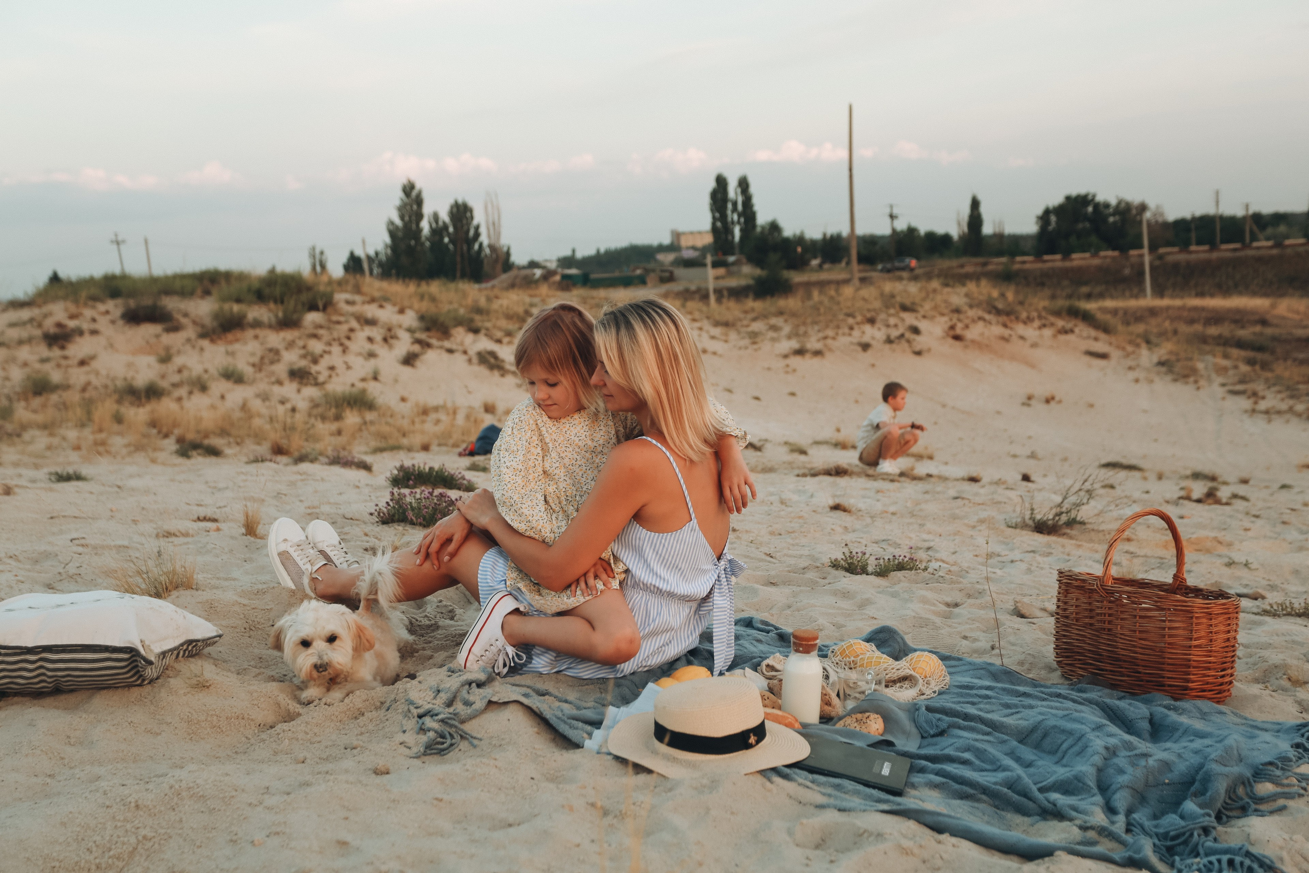 Пикник мамы Жени, Артема и Ксюши. Детский фотограф, Волгоград