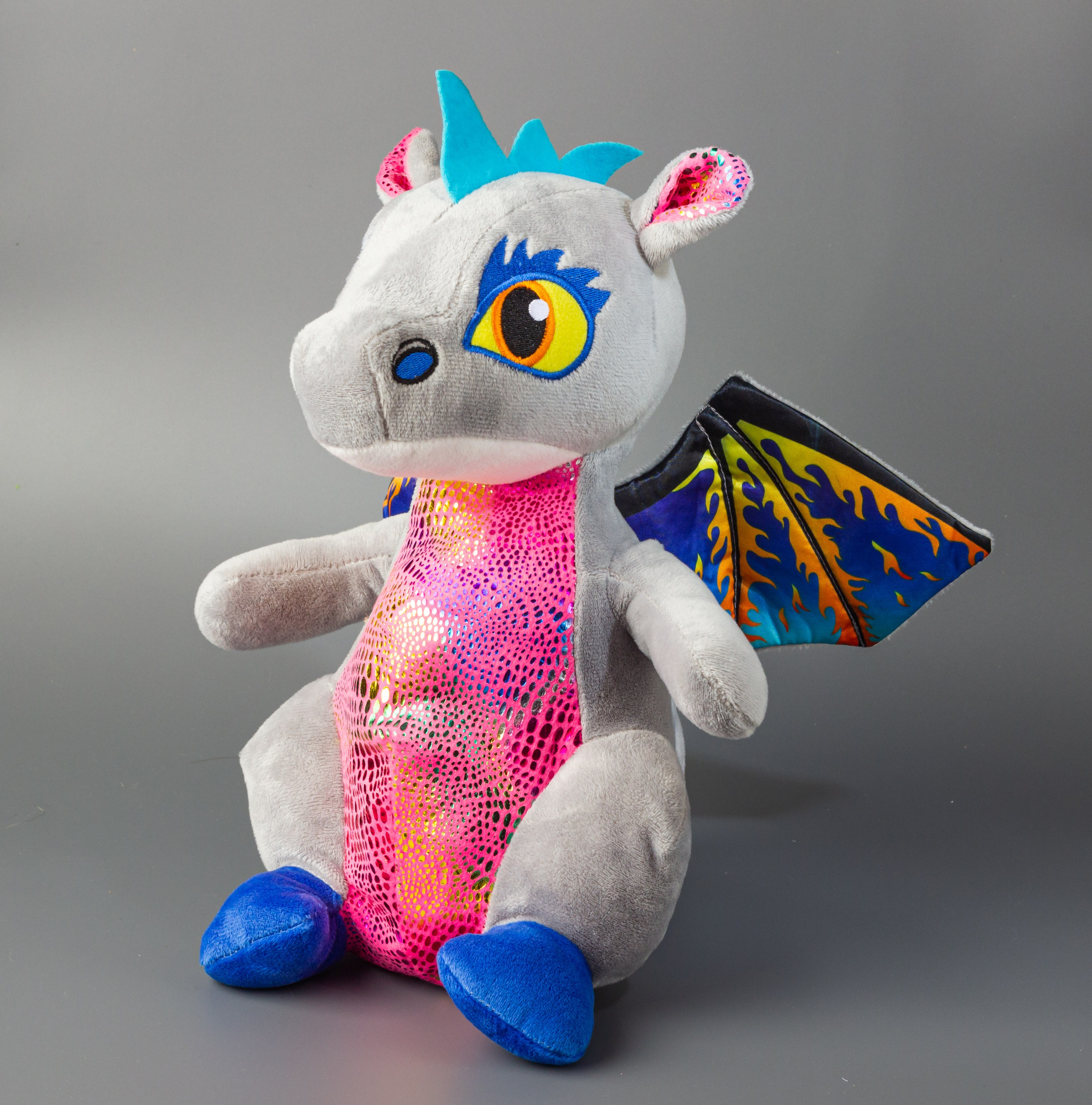 Подарки на сером. Александр Стряпунин — предметный фотограф в Улан-Удэ