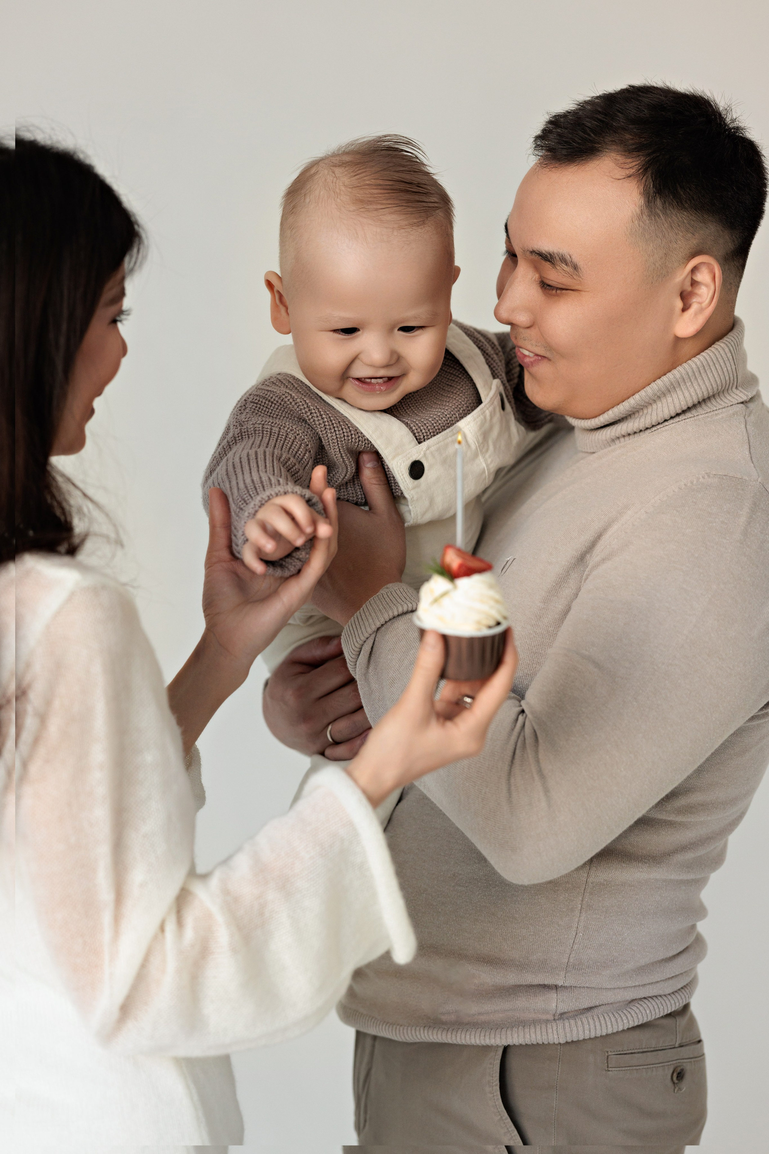 Дамиру 1 год. Детский и семейный фотограф в Чите Анастасия Шубина