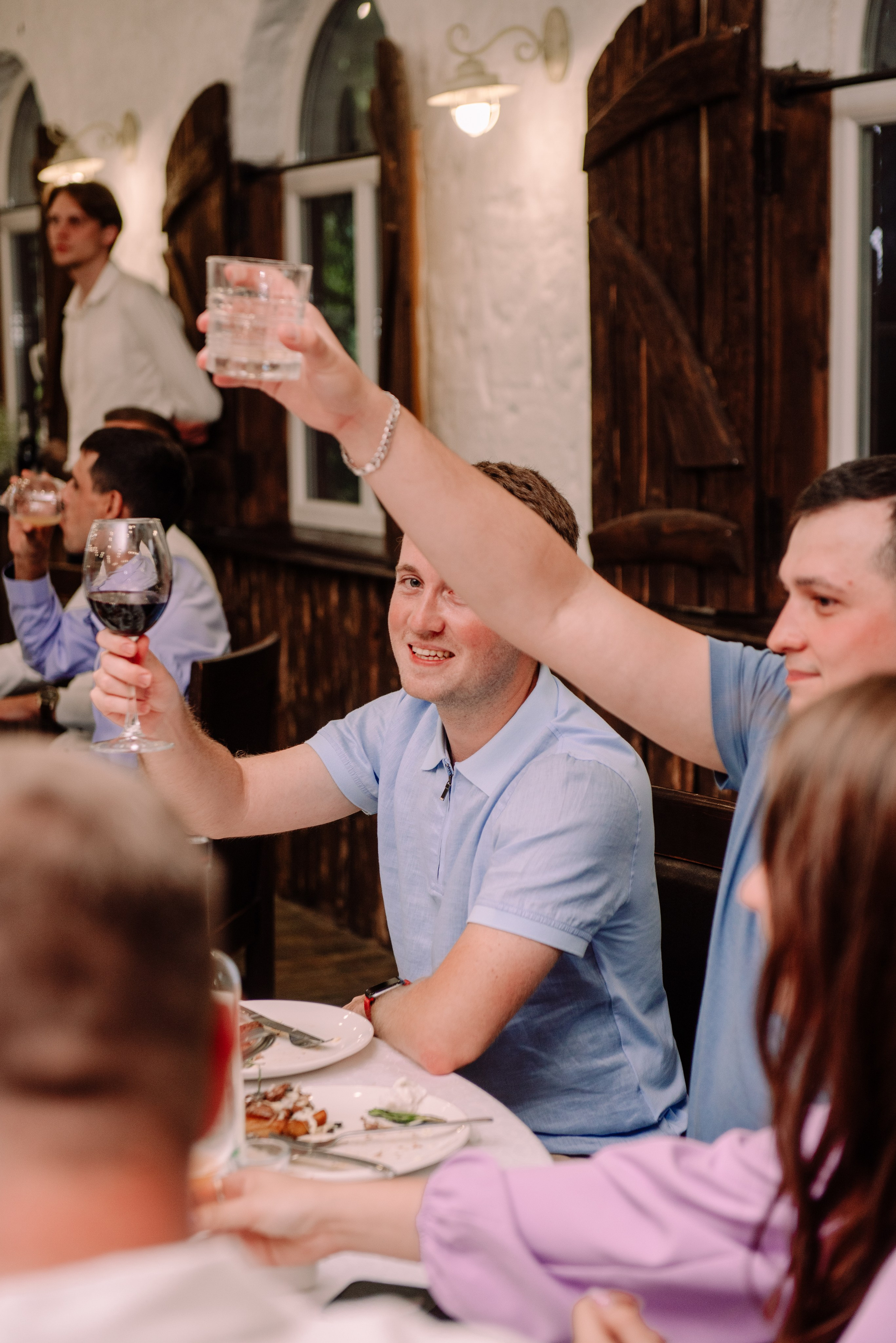 Юля и Саша — душевный банкет. Семейный и свадебный фотограф в Рязани Лиза Голованова