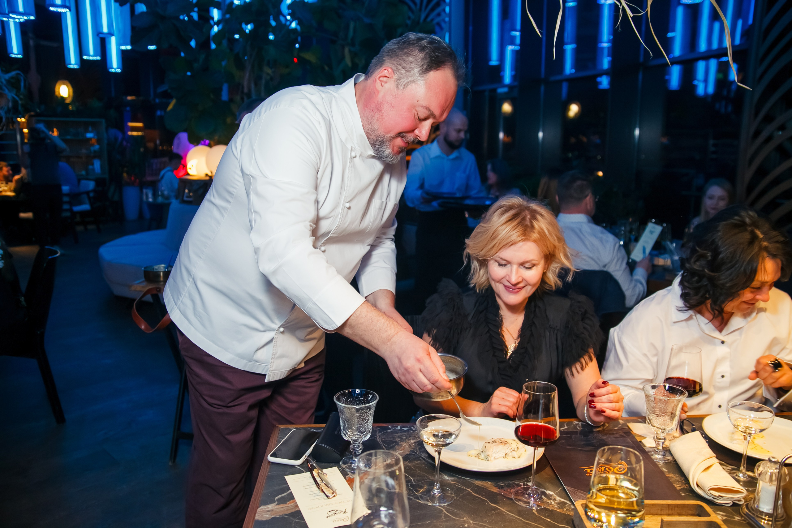 Гастроужин в ресторане Река с Шефповаром Владиславом Пискуновым. Свадебный и детский фотограф в Волгограде Слава Белов