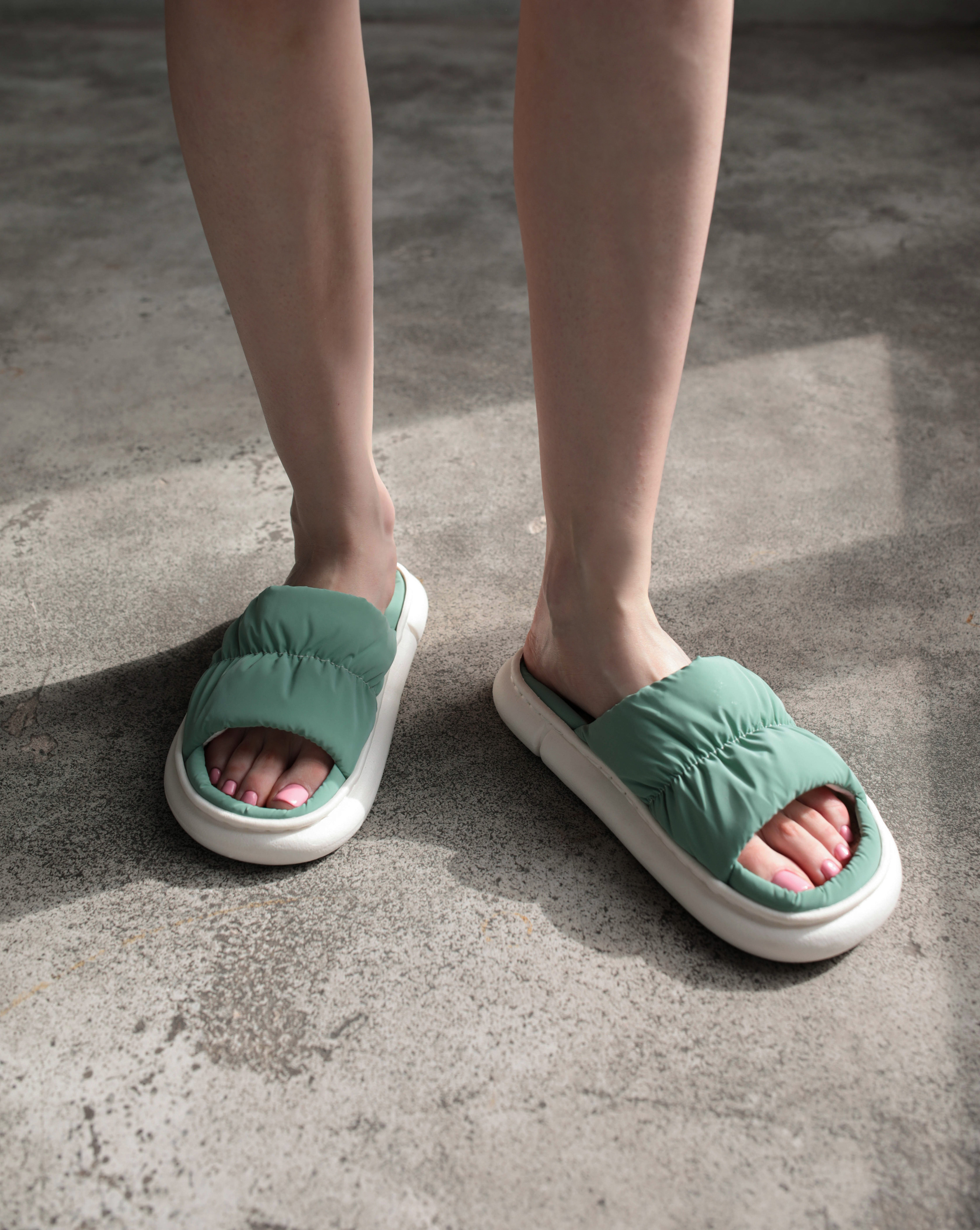 Реклама домашних тапок. Профессиональный фотограф