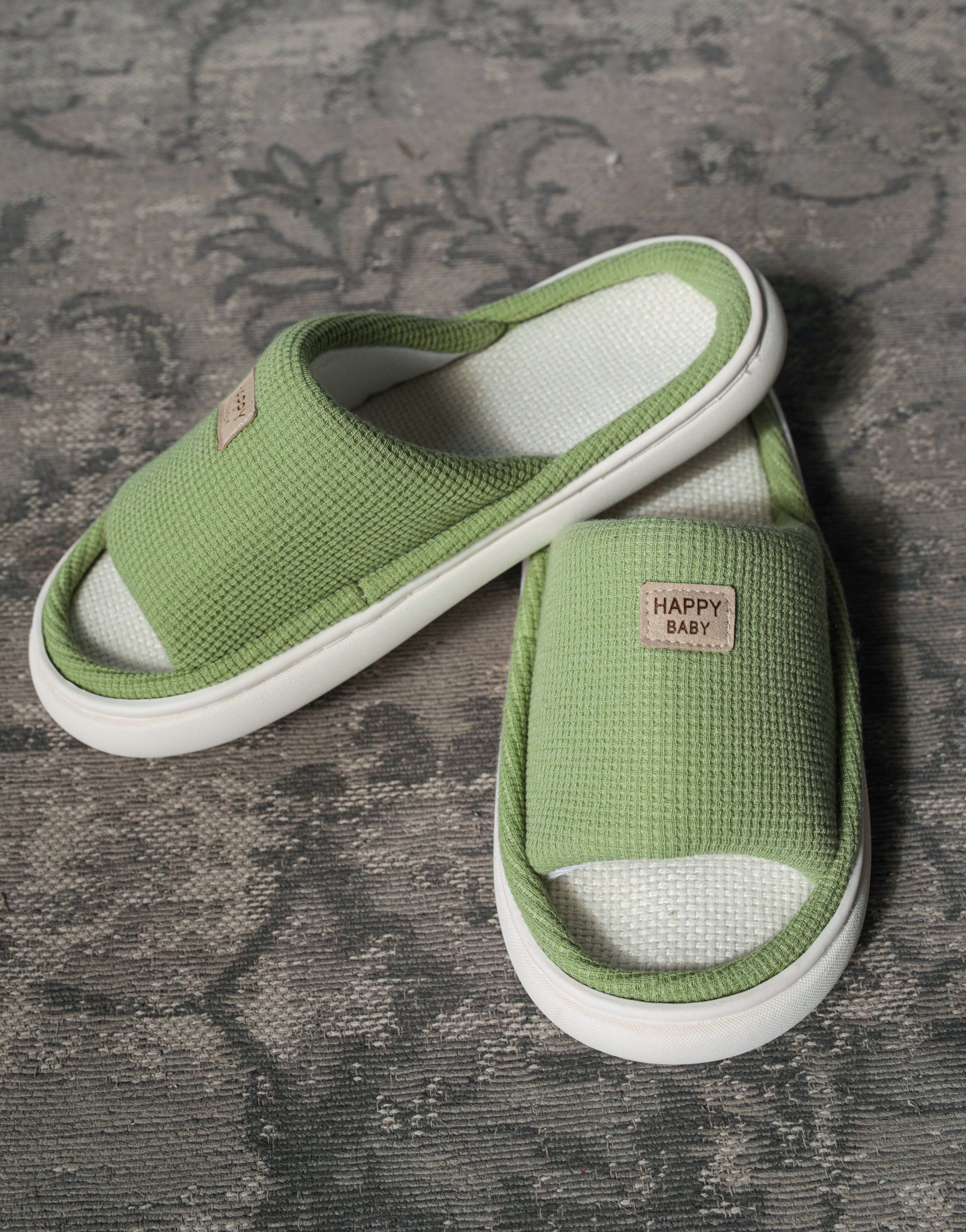 Тапки домашние WB. Профессиональный фотограф