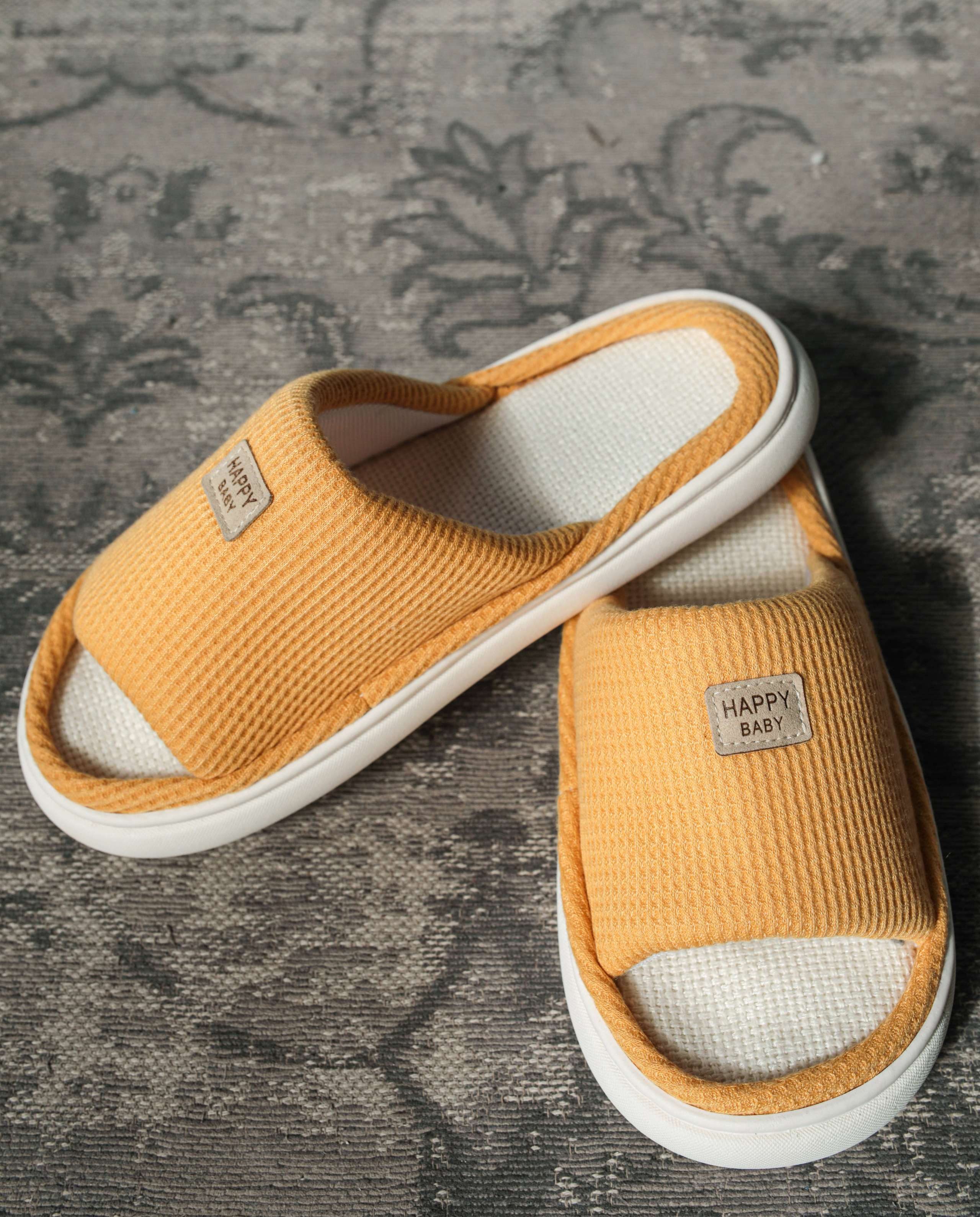 Тапки домашние WB. Профессиональный фотограф