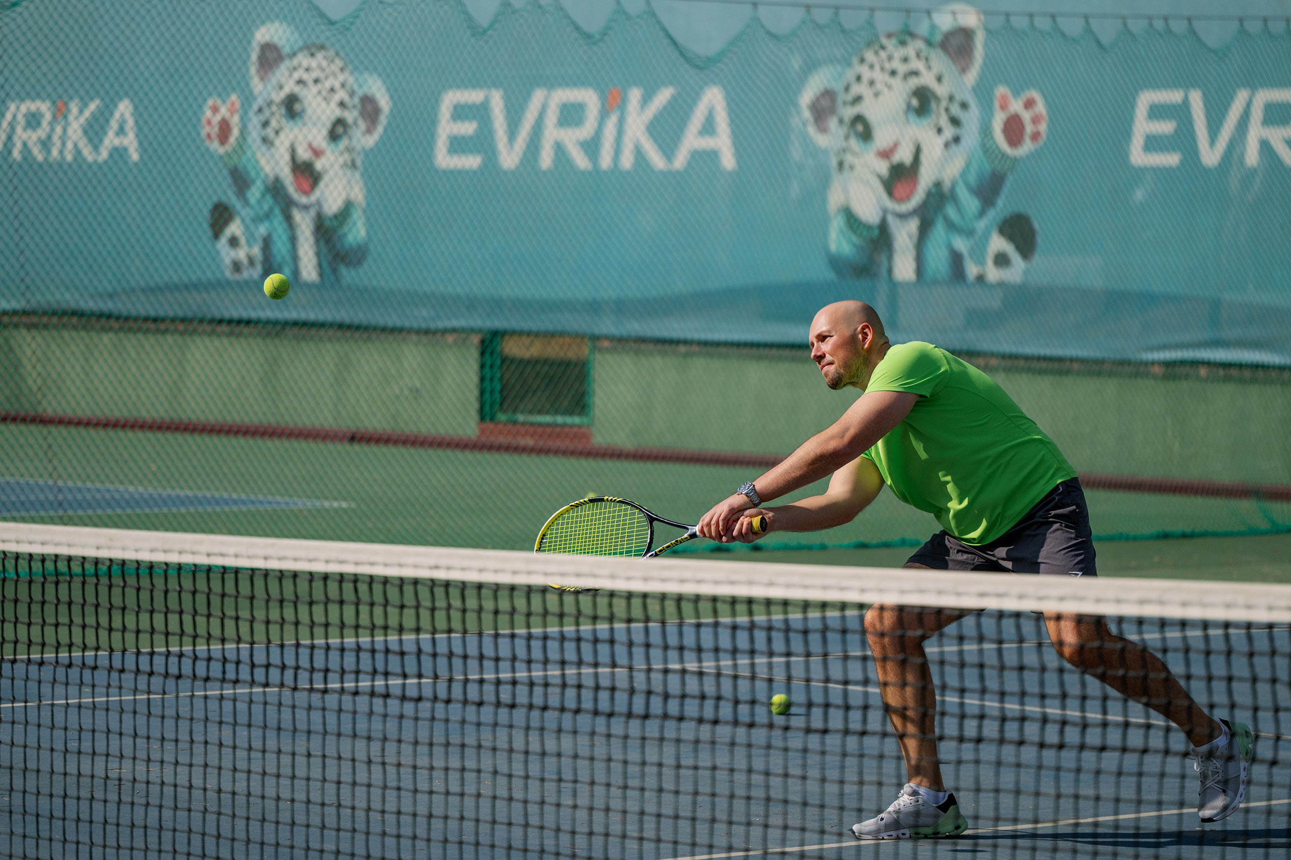 Конференция/Игра в тенис — BakoTech&Cloudfire. Фотограф в Алматы — Алексей Коньков | Репортаж, свадьбы, портреты