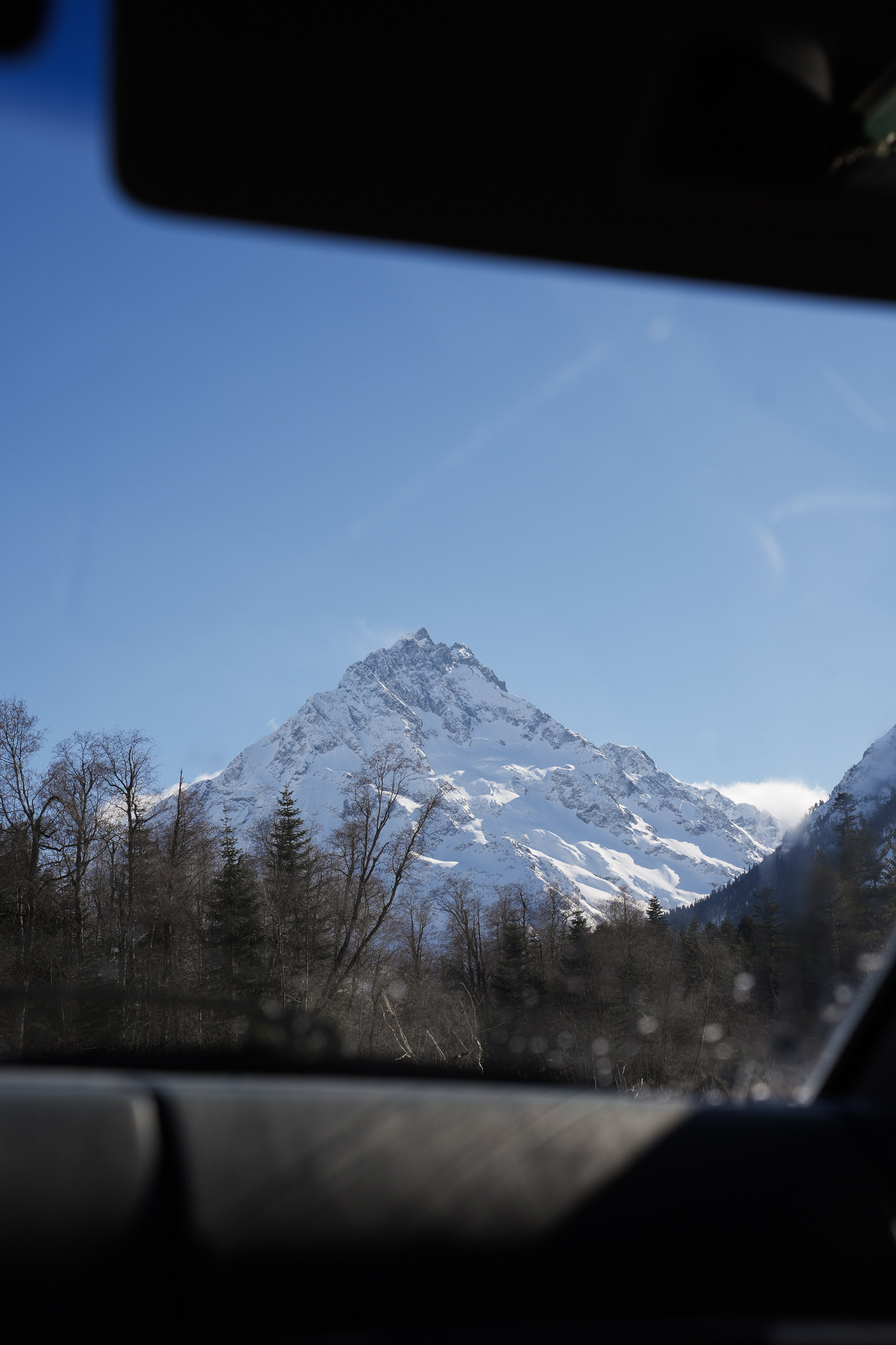 Кавказ. Анна Жукова — Режиссёр кино и цирка, сценарист, фотограф