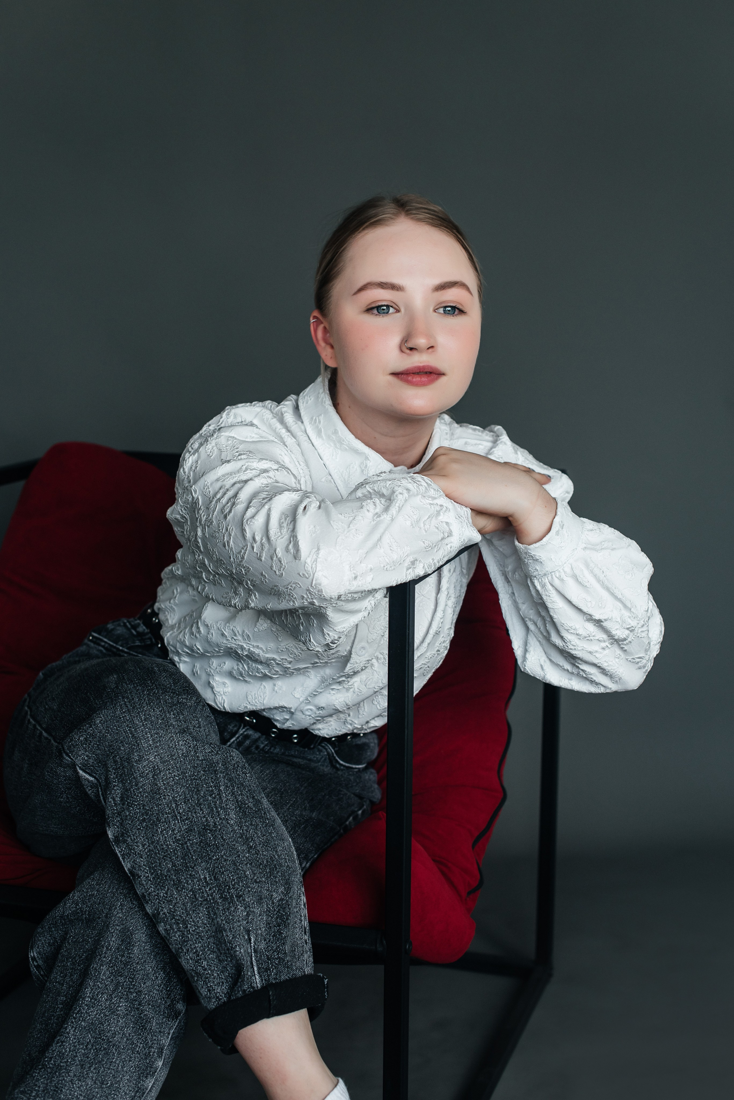 Анастасия в студии. Детский и семейный фотограф выпускной альбом Приморско-Ахтарск