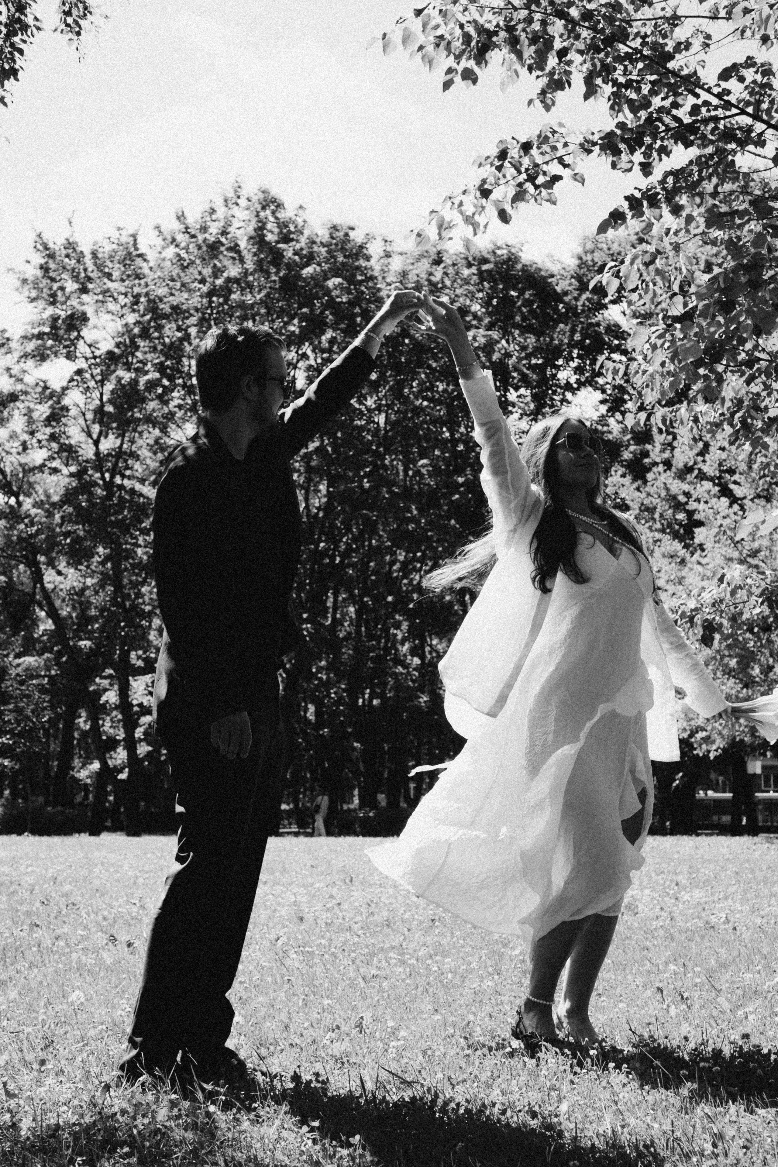 СВАДЕБНАЯ СЬЕМКА В ПАРКЕ ПОБЕДЫ И ПРОГУЛКА ПО МОСКОВСКОМУ ПРОСПЕКТУ. Профессиональный фотограф, Санкт-Петербург — Виктория Богомолова