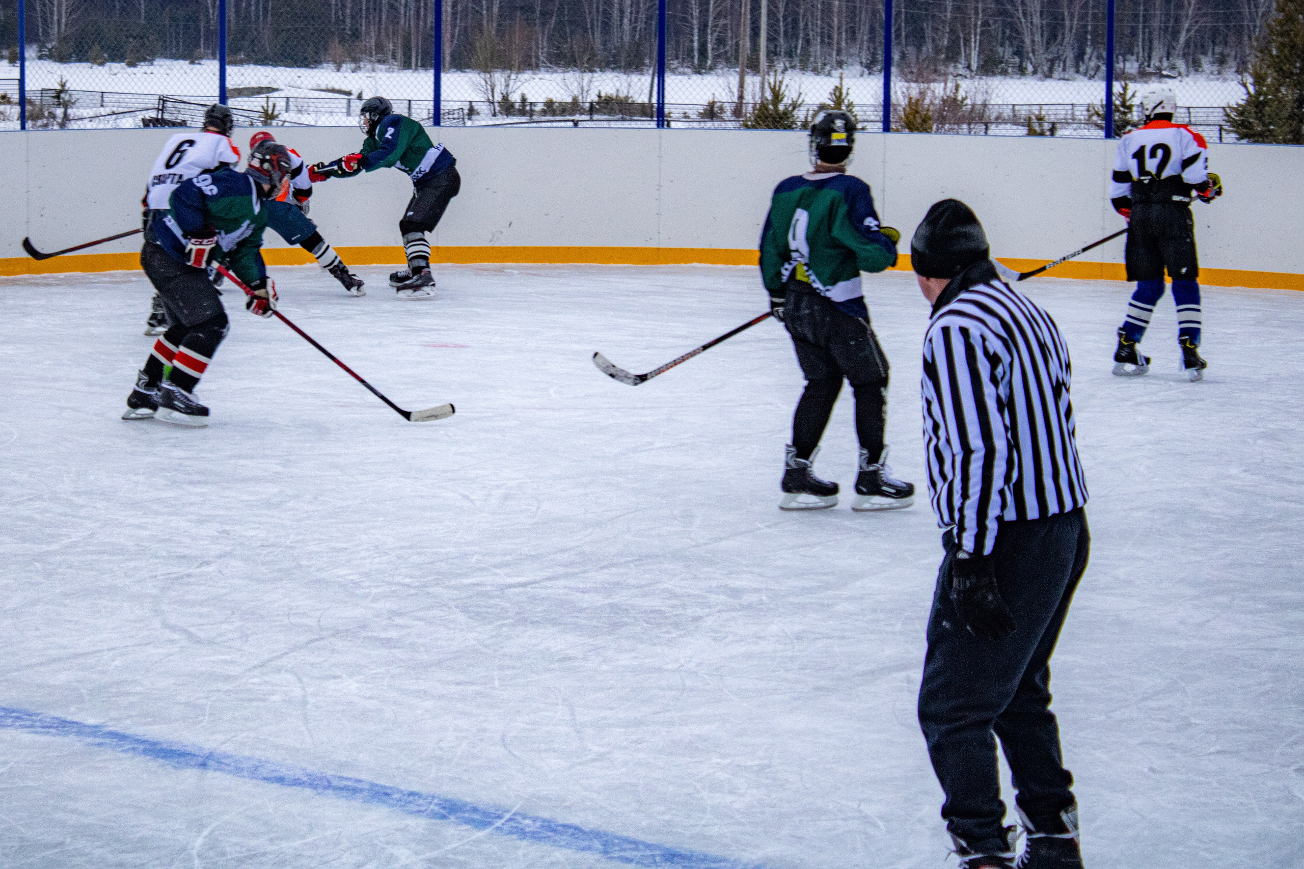 Хоккей г.п Атиг-г.Нижние Серги