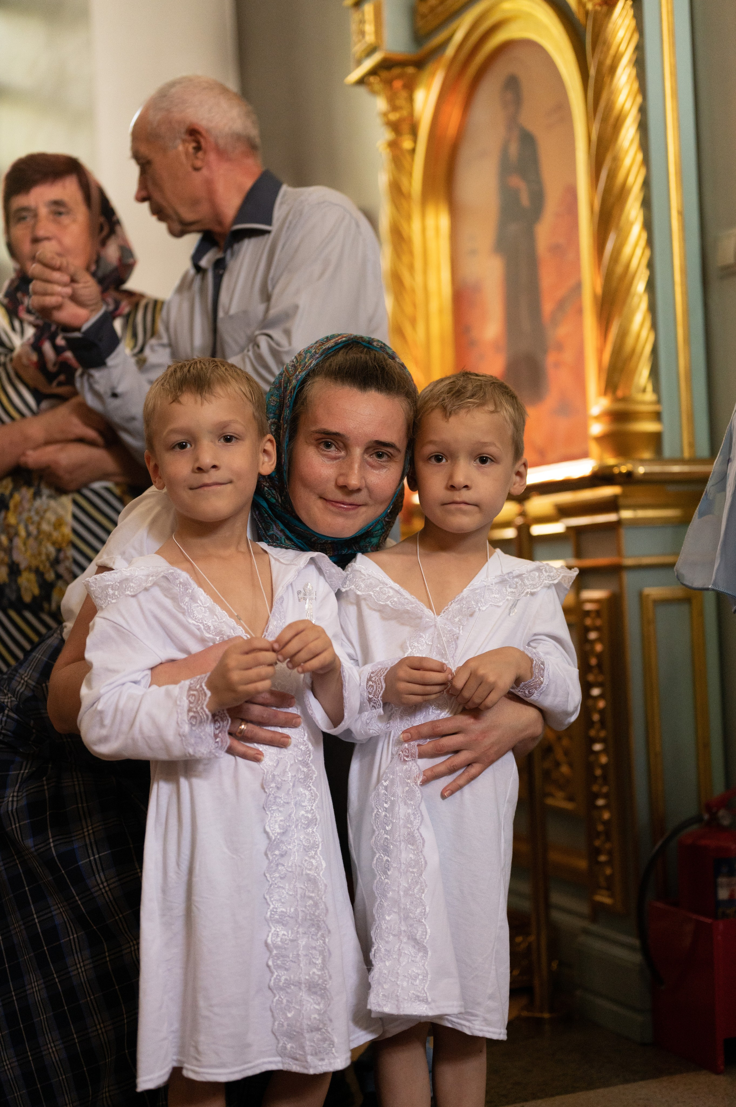 Крещение Матвей и Тимофей. Фотограф новорожденных, семейный детский в Тюмени Татьяна Морозова