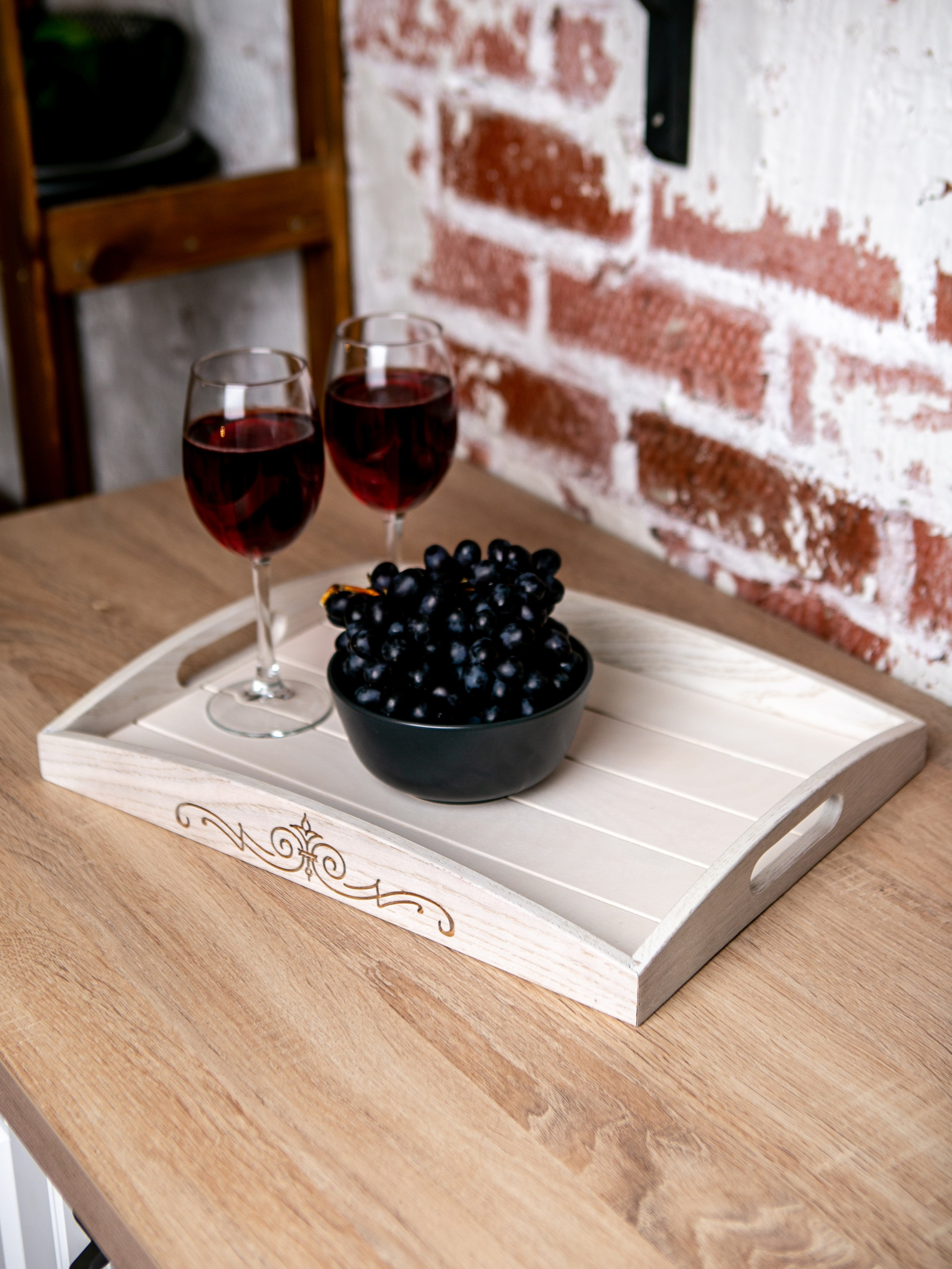 Подносы и этажерки. Контент фотограф, съемка для маркетплейсов, фуд съемка и репортажи в Новосибирске Ралия Галеева